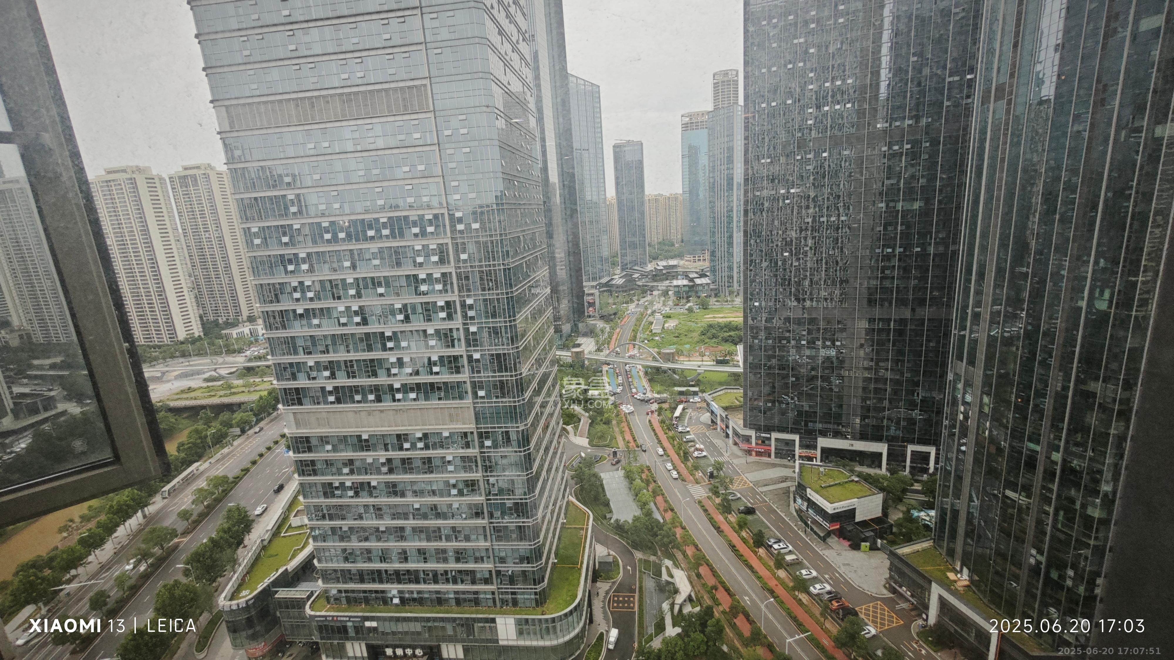 梅溪湖金茂湾  1室1厅1卫    1800.0元/月室内图