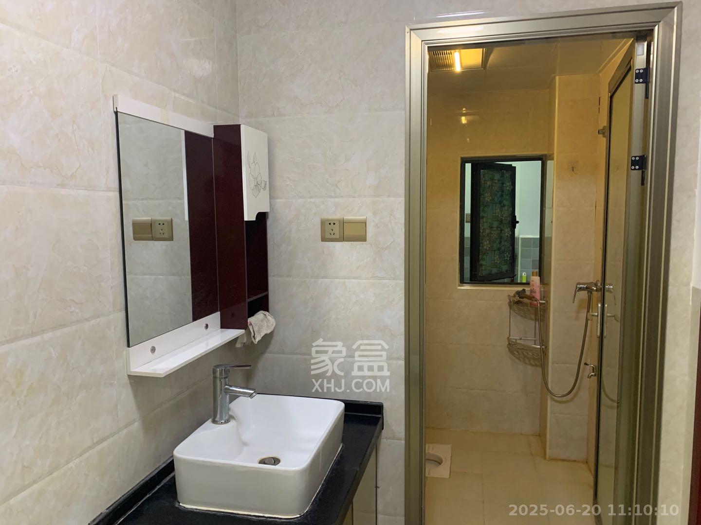 高升时代广场(冠铭商务中心) 3室2厅1卫 2400.0元/月 高升时代广场(冠铭商务中心) 3室2厅1卫 2400.0元/月室内图