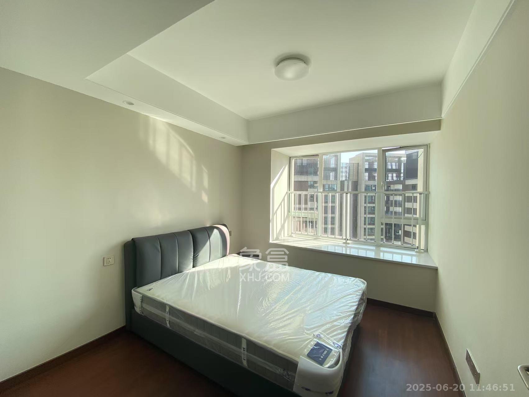 中欣楚天御府E区  4室2厅2卫    3500.0元/月 中欣楚天御府E区  4室2厅2卫    3500.0元/月室内图