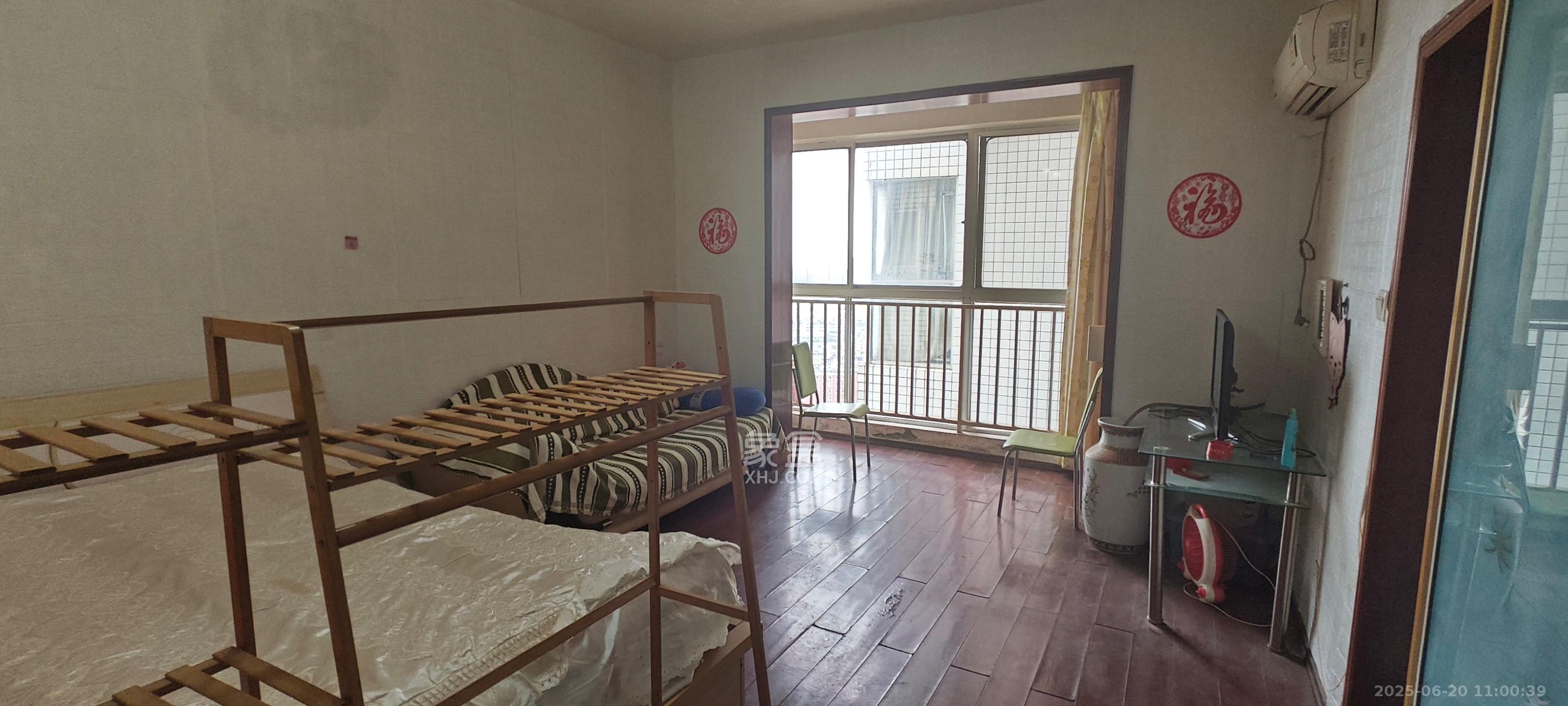 东方新世界  1室1厅1卫   1300.00元/月室内图