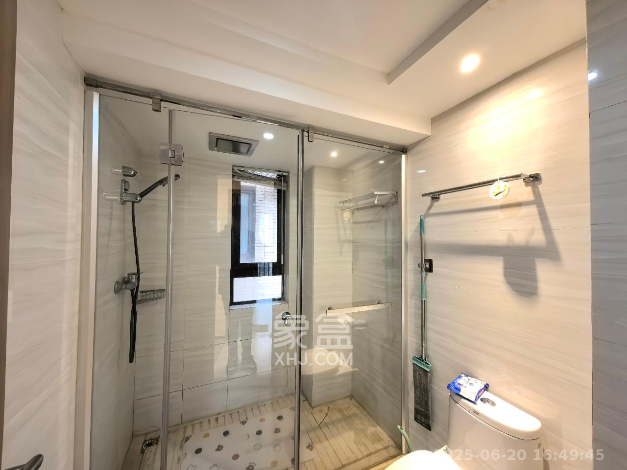 奥林匹克花园贡院二期  1室1厅1卫   1800.00元/月室内图