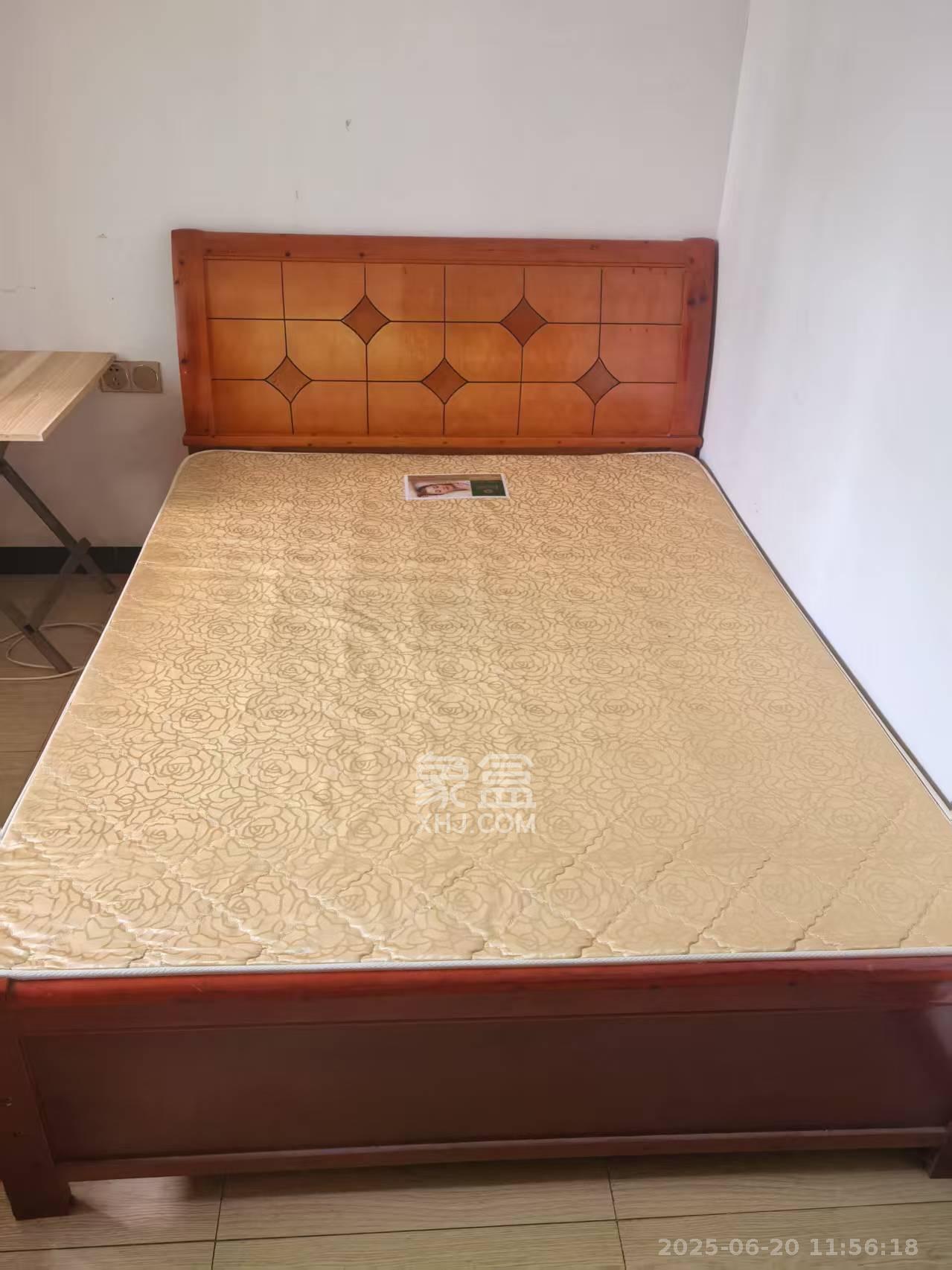 兴联母山小区 2室2厅1卫 1000.0元/月 兴联母山小区 2室2厅1卫 1000.0元/月室内图