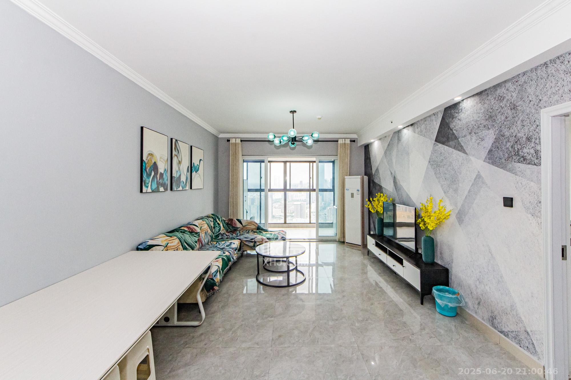 北辰三角洲C3区 3室2厅2卫 136.0万 北辰三角洲C3区 3室2厅2卫 136.0万客厅