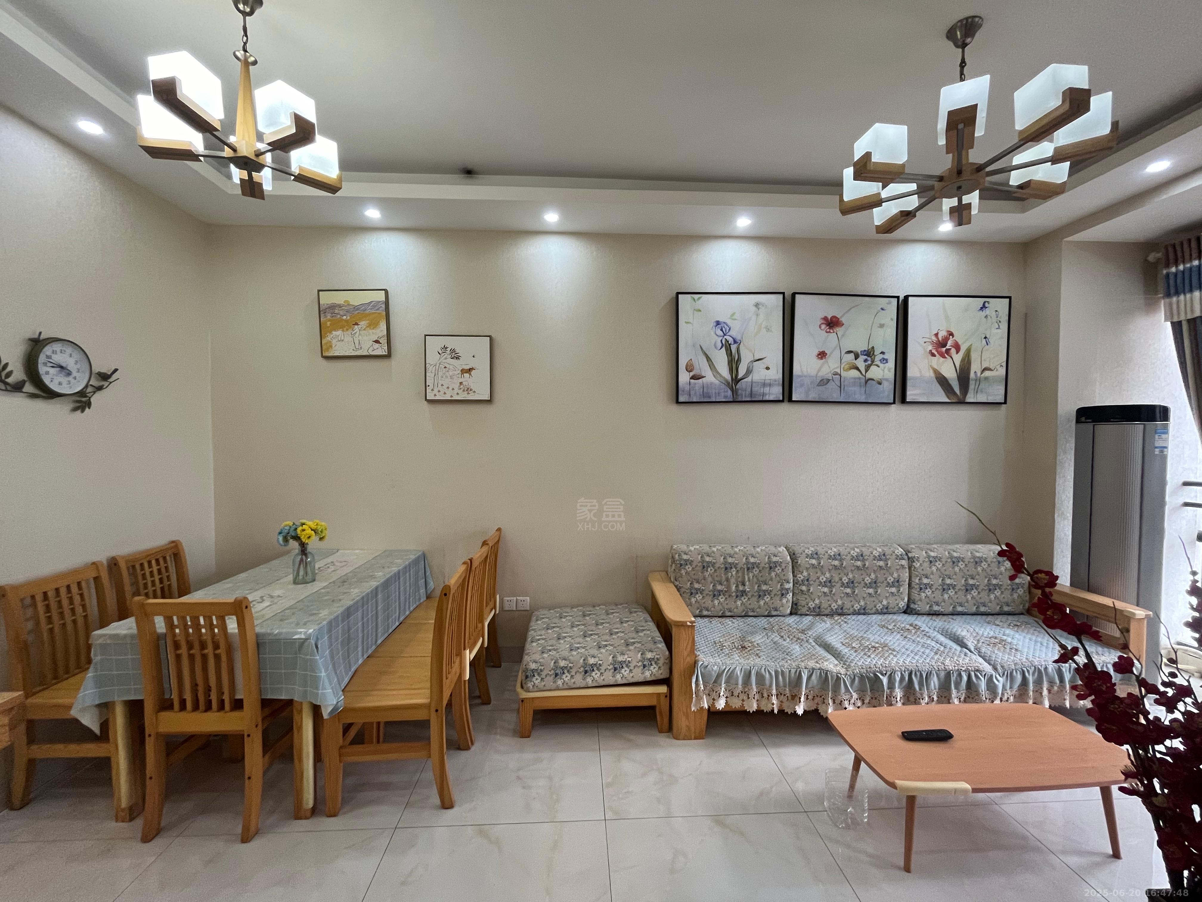 流金岁月-华晨国际  2室2厅1卫    1600.0元/月室内图