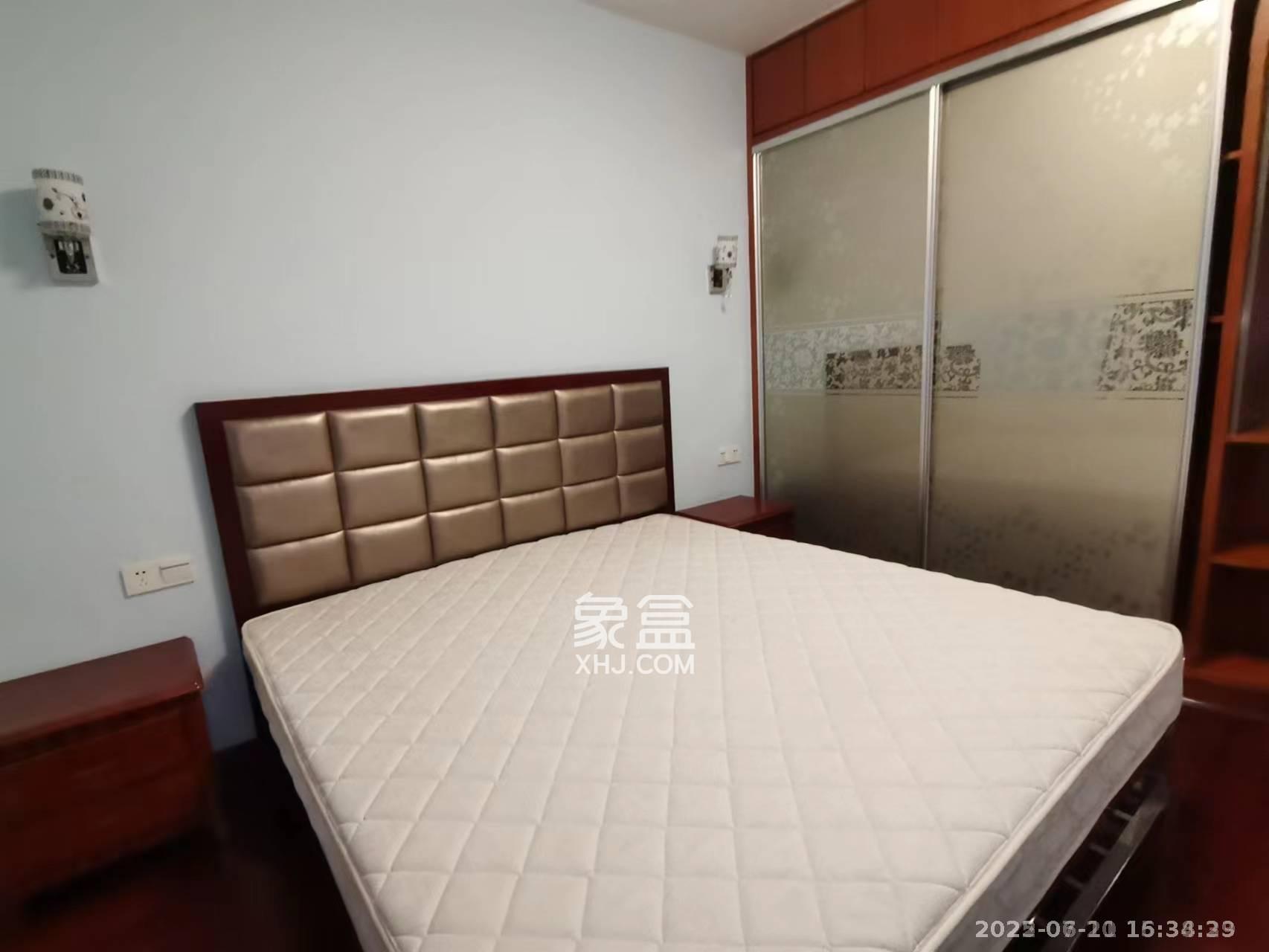 旭辉藏郡(藏郡、旭湘华府) 3室2厅1卫 2400.0元/月 旭辉藏郡(藏郡、旭湘华府) 3室2厅1卫 2400.0元/月室内图