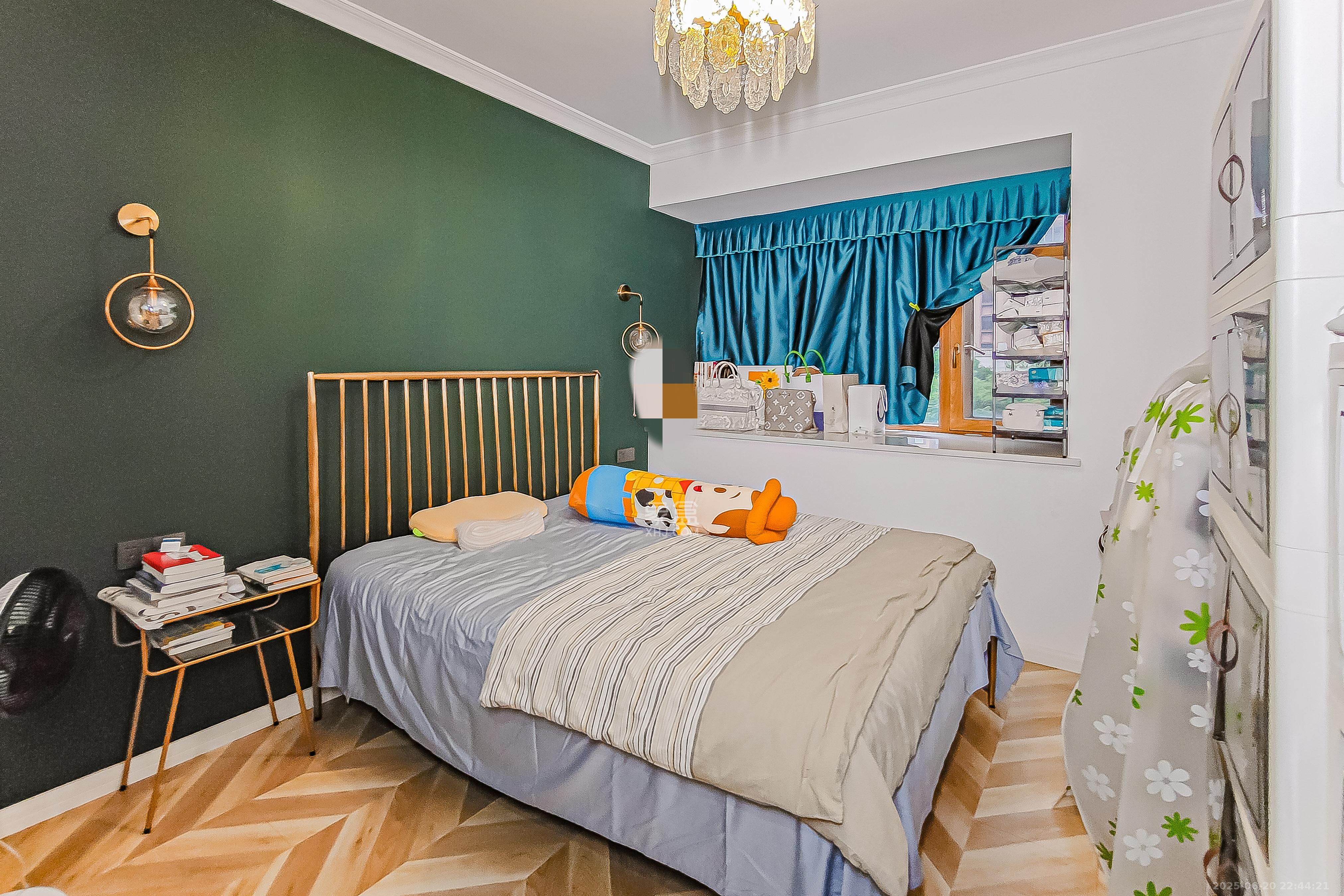 未来漫城 3室2厅2卫 80.0万 未来漫城 3室2厅2卫 80.0万卧室