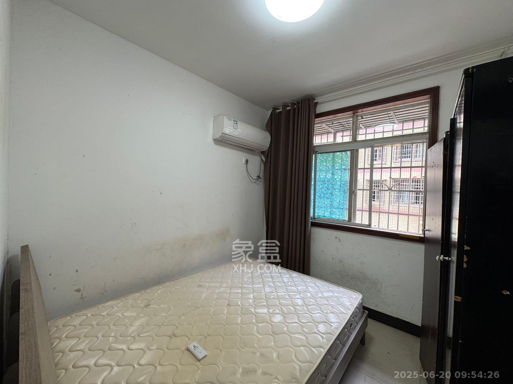 洞井生产安置小区(洞井新兴安置小区) 2室1厅1卫 1100.0元/月 洞井生产安置小区(洞井新兴安置小区) 2室1厅1卫 1100.0元/月室内图