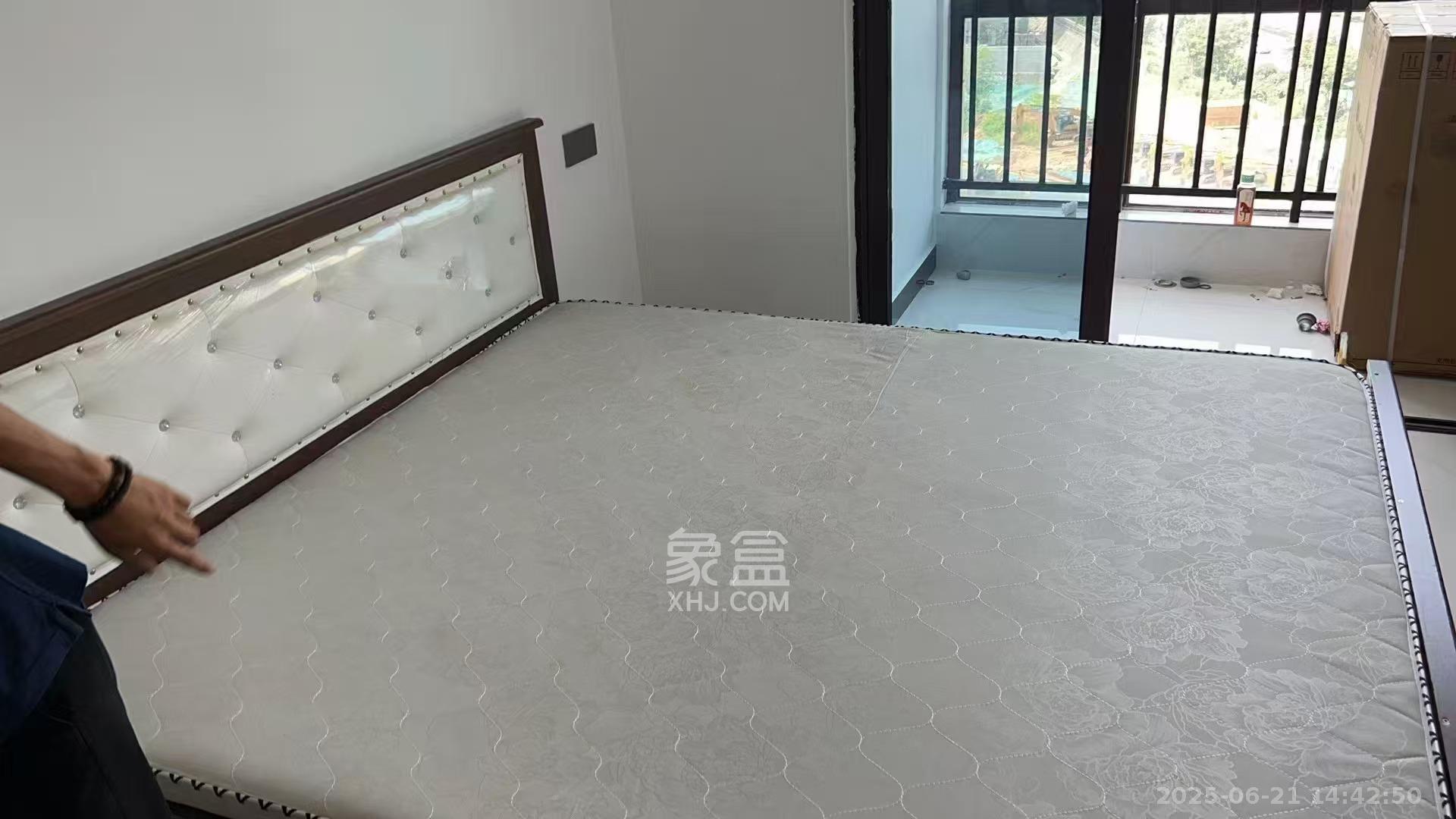 鑫远悦城（鑫远悦时代）  1室1厅1卫   1500.00元/月