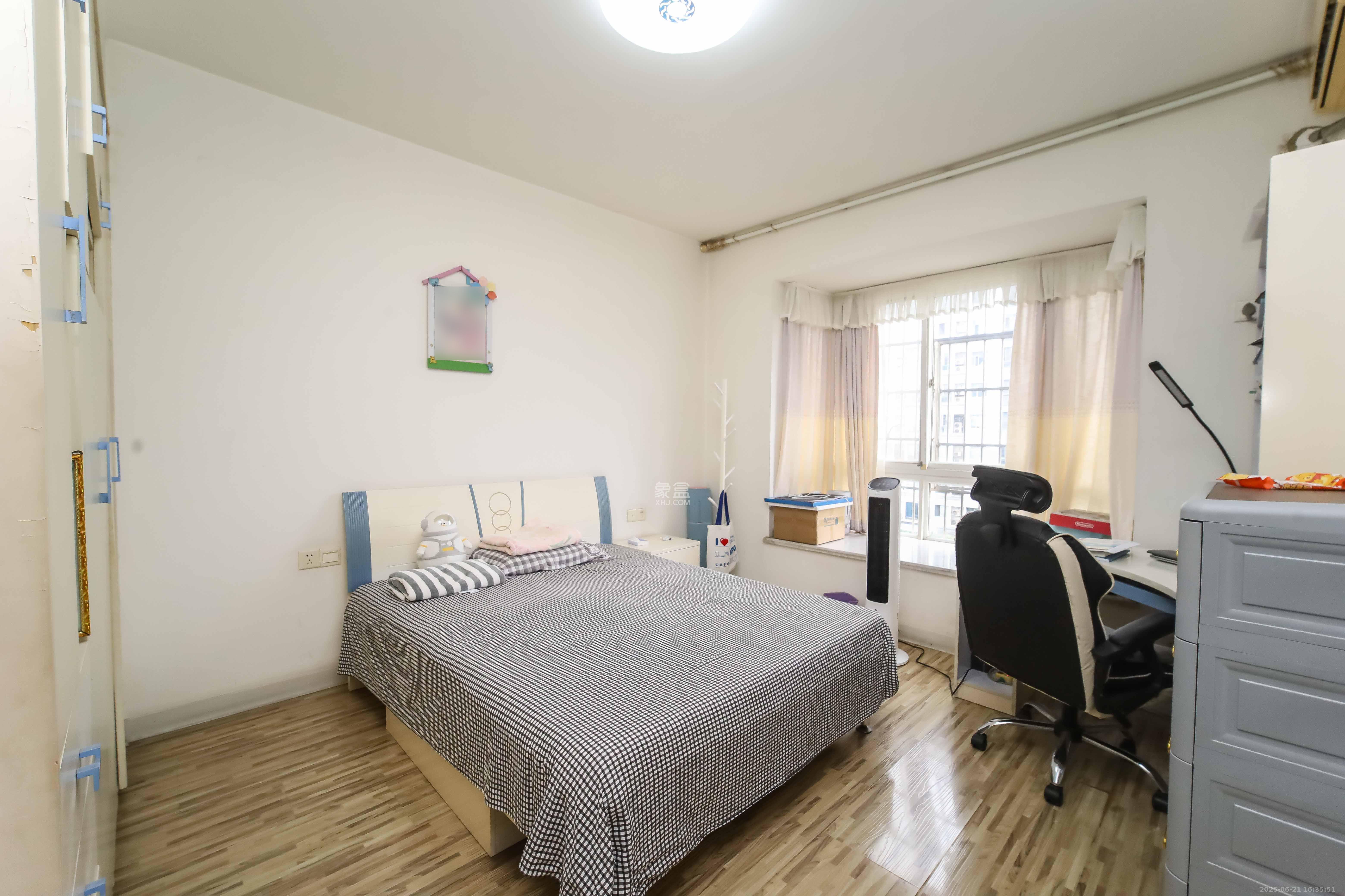 嘉盛逸林园(新合村综合楼) 3室2厅2卫 102.0万 嘉盛逸林园(新合村综合楼) 3室2厅2卫 102.0万卧室