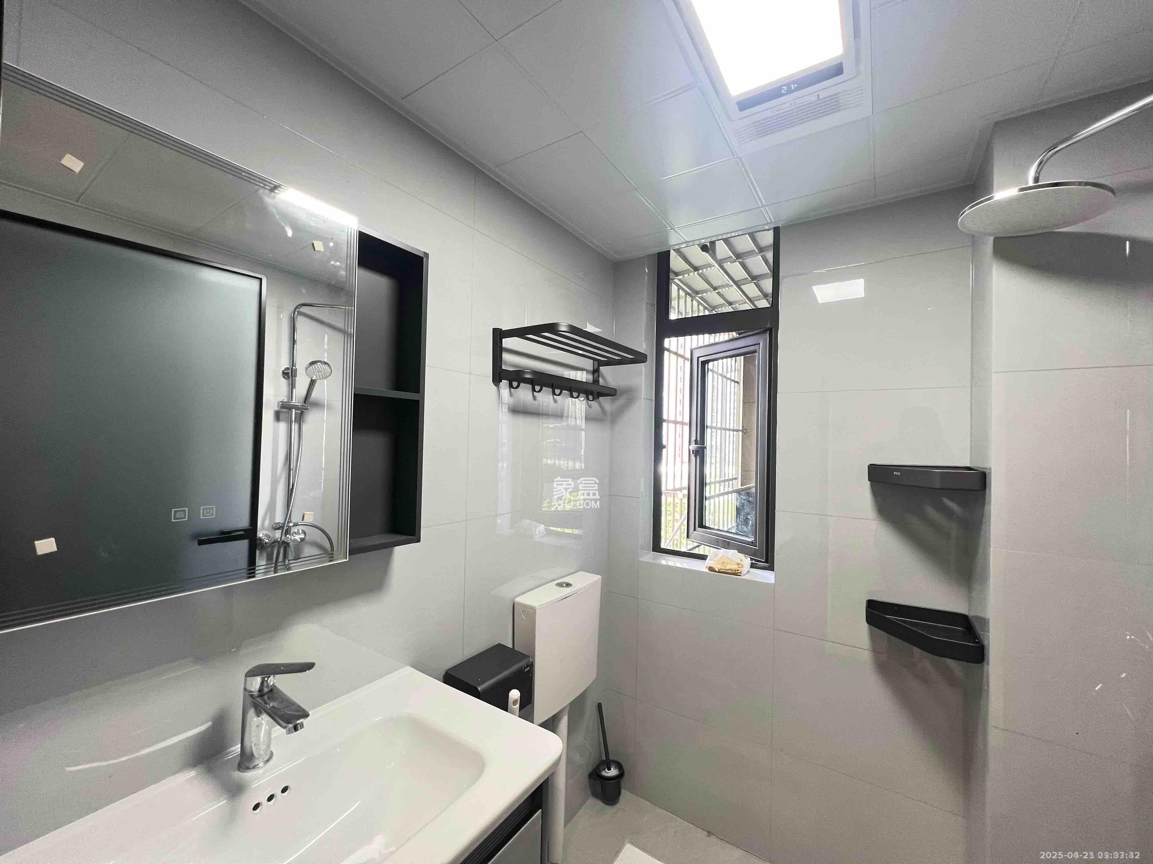 会展三润城 1室1厅1卫 2000.0元/月 会展三润城 1室1厅1卫 2000.0元/月室内图