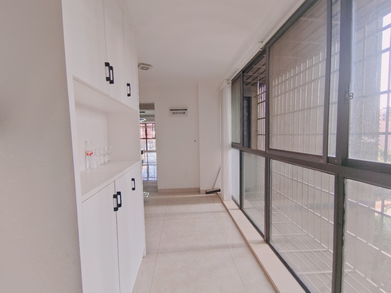 桂苑金山国际 3室2厅1卫 2000.0元/月 桂苑金山国际 3室2厅1卫 2000.0元/月室内图