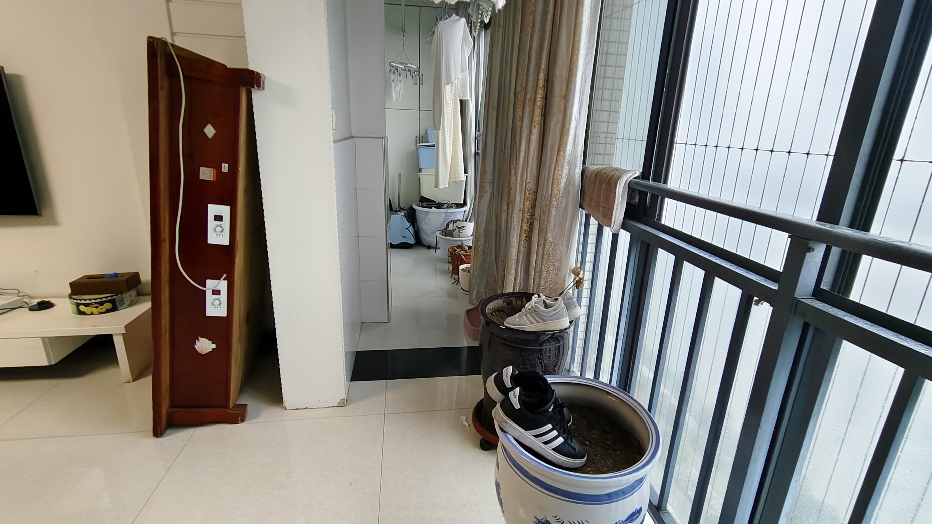 资江明珠  3室2厅2卫   2100.00元/月室内图