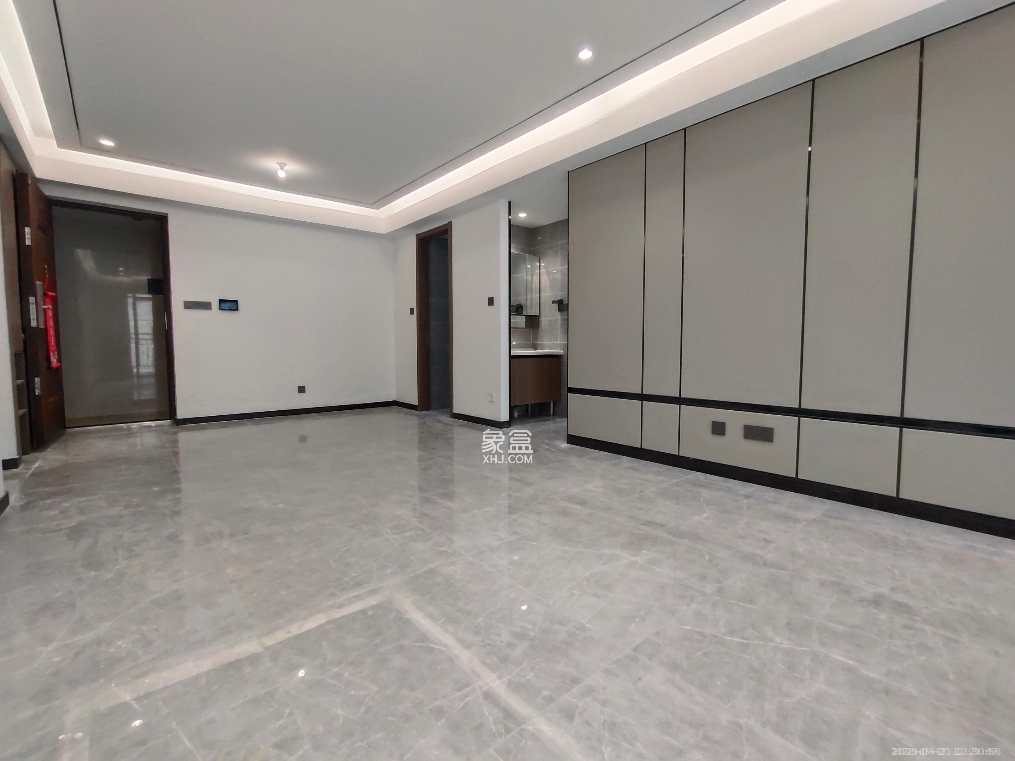 卓越中寰 3室2厅2卫 4800.0元/月 卓越中寰 3室2厅2卫 4800.0元/月室内图