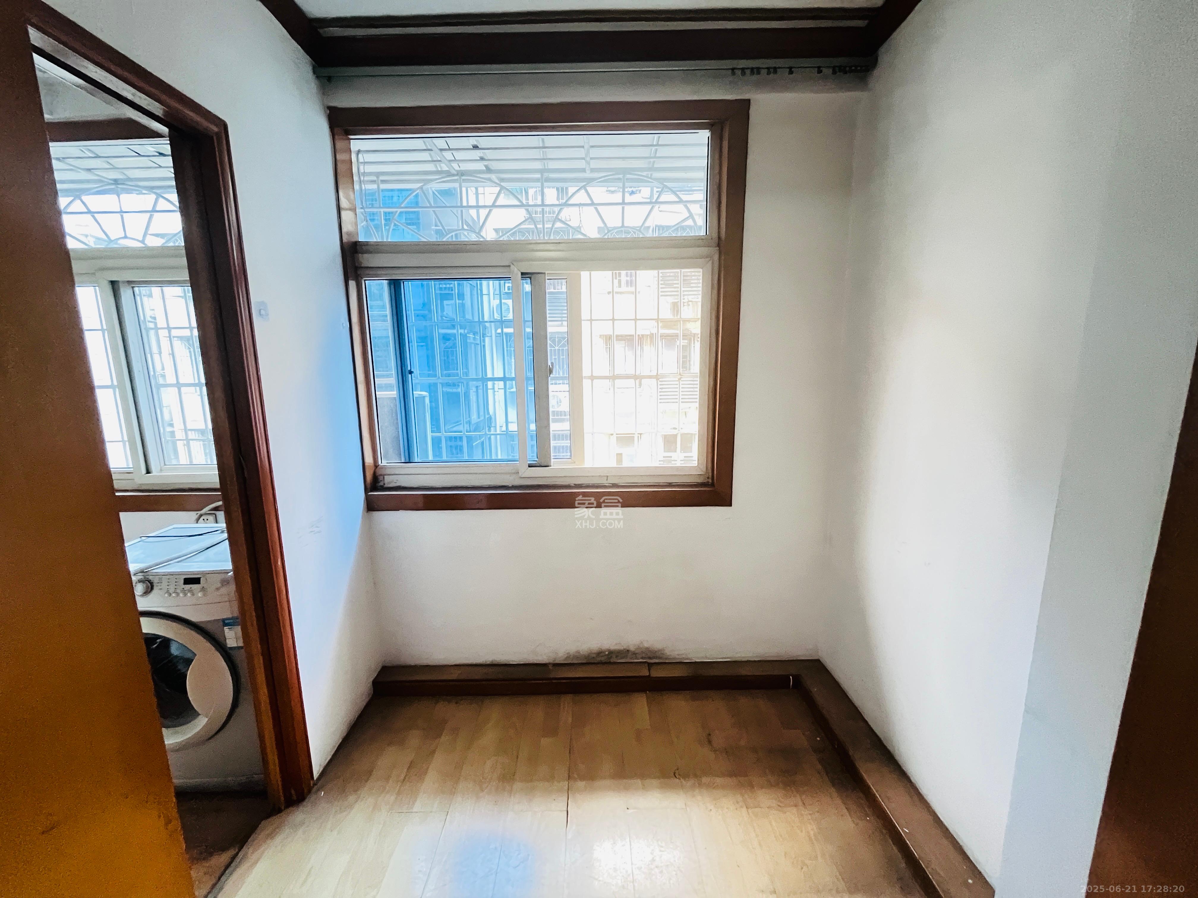 楚湘街一条巷散盘 2室1厅1卫 1500.0元/月 楚湘街一条巷散盘 2室1厅1卫 1500.0元/月室内图