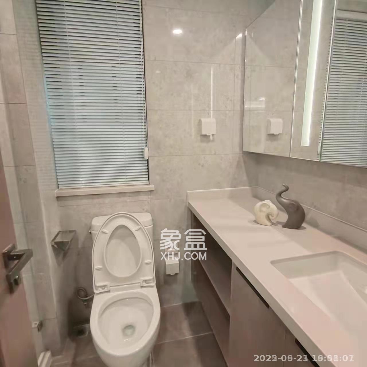 龙湖铂金中心（龙湖春江郦城）  3室2厅1卫    5200.0元/月室内图