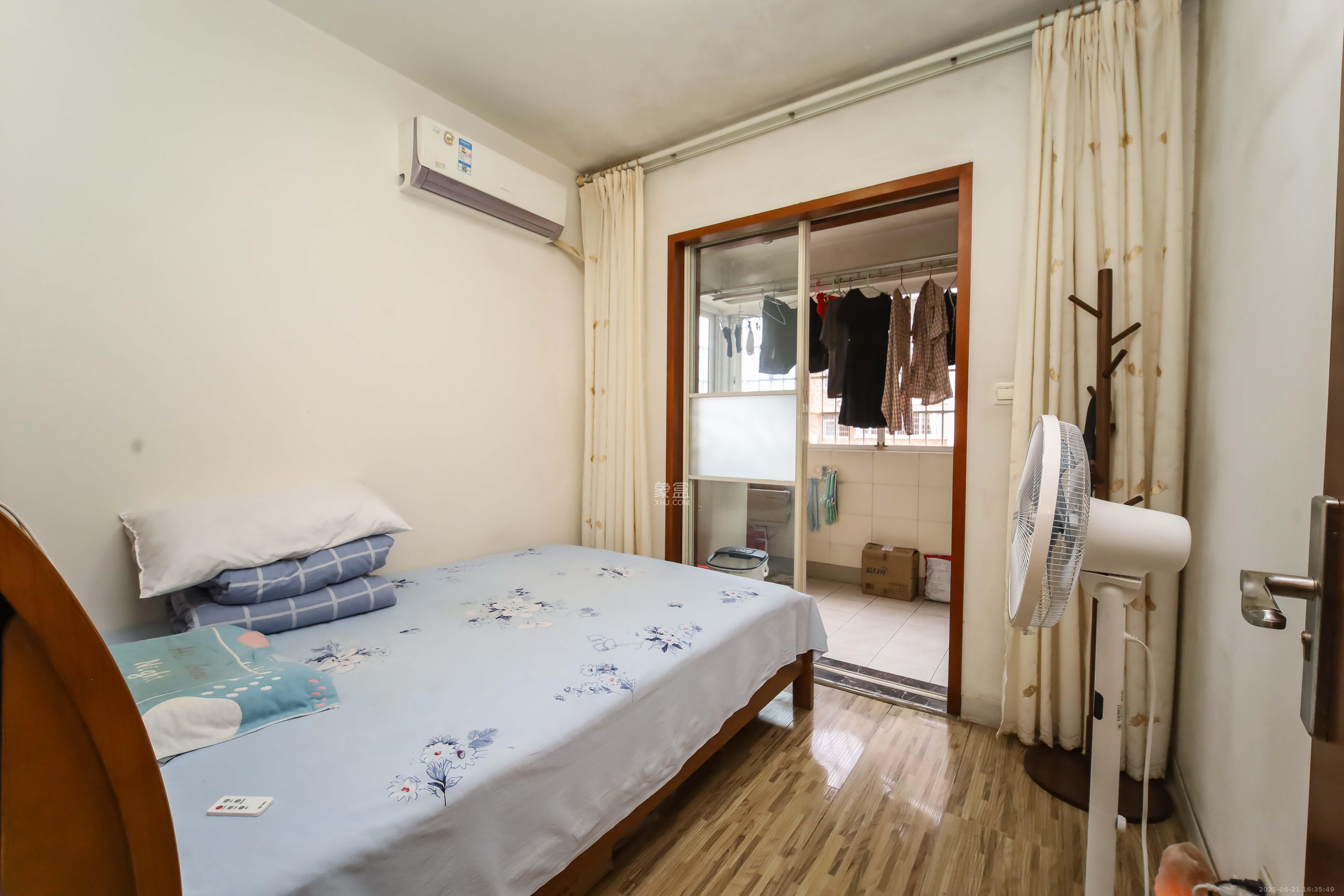 嘉盛逸林园(新合村综合楼) 3室2厅2卫 102.0万 嘉盛逸林园(新合村综合楼) 3室2厅2卫 102.0万卧室