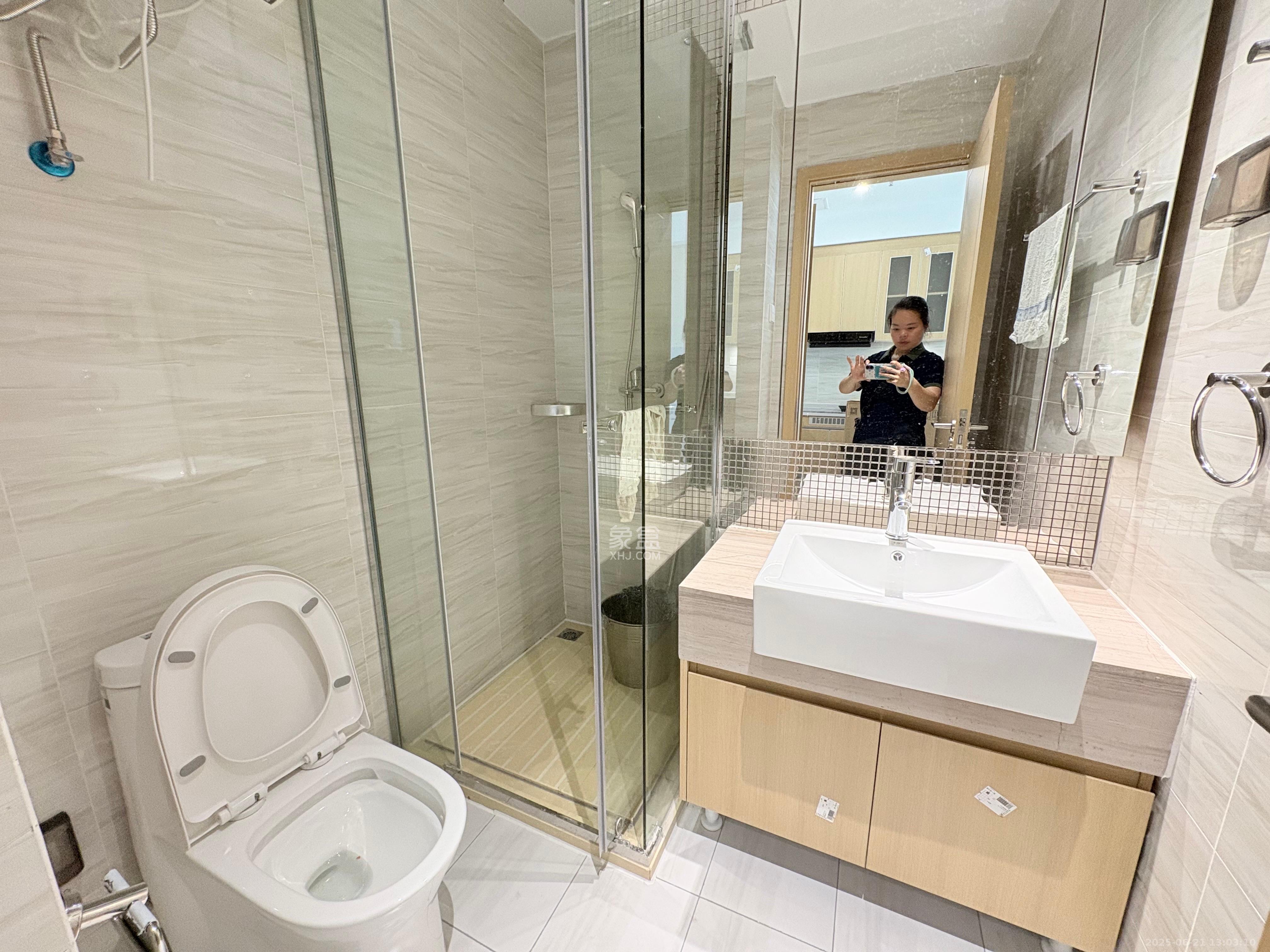恒大珺悦府  1室1厅1卫   2500.00元/月室内图