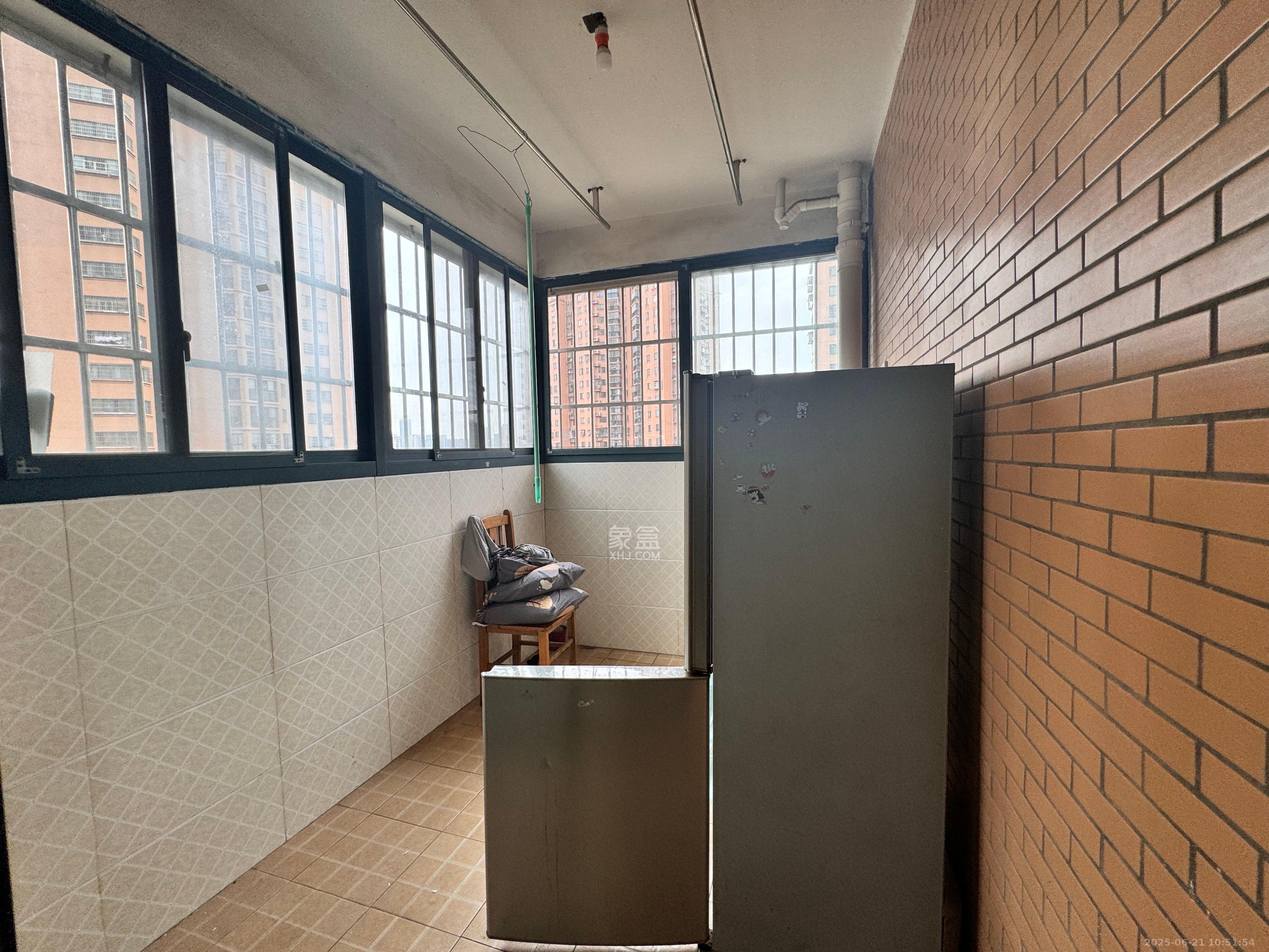 诚兴园  2室2厅1卫   1800.00元/月室内图