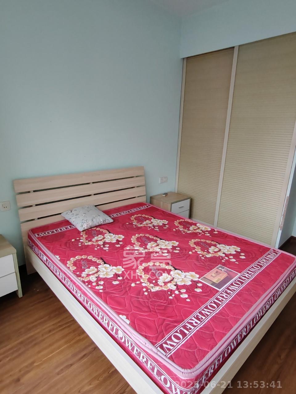 枫华府第  2室2厅2卫    1600.0元/月室内图
