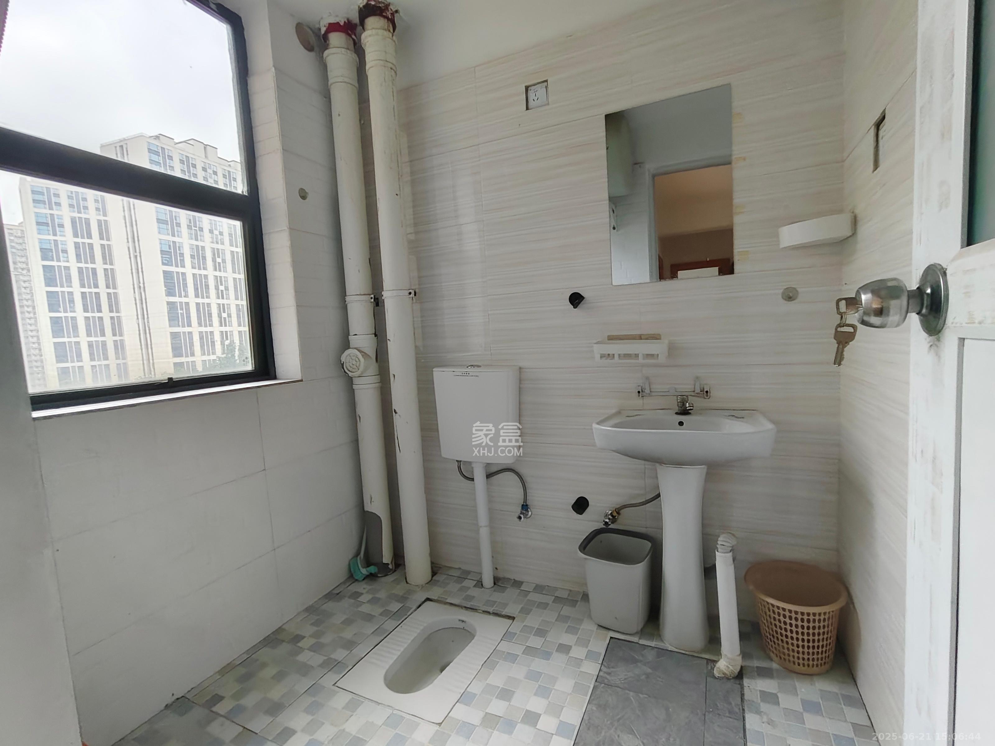 骑龙大街(骑龙苑) 2室1厅1卫 1600.0元/月 骑龙大街(骑龙苑) 2室1厅1卫 1600.0元/月室内图