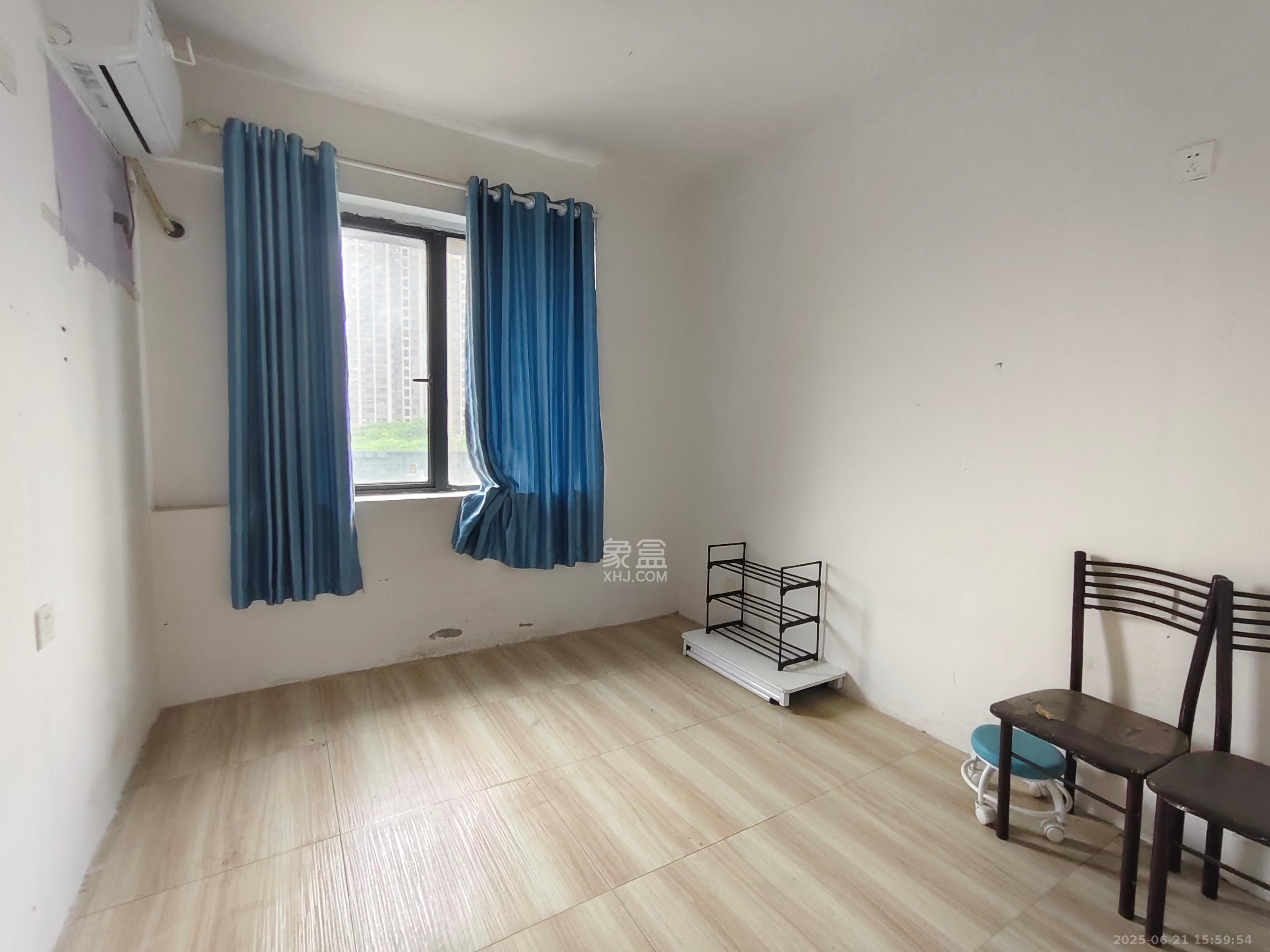 骑龙大街(骑龙苑) 4室2厅2卫 2000.0元/月 骑龙大街(骑龙苑) 4室2厅2卫 2000.0元/月室内图