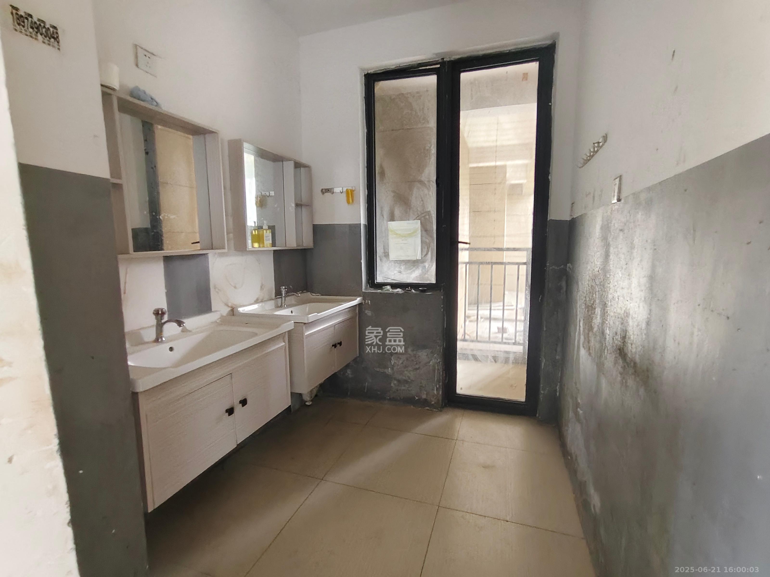 骑龙大街(骑龙苑) 4室2厅2卫 2000.0元/月 骑龙大街(骑龙苑) 4室2厅2卫 2000.0元/月室内图