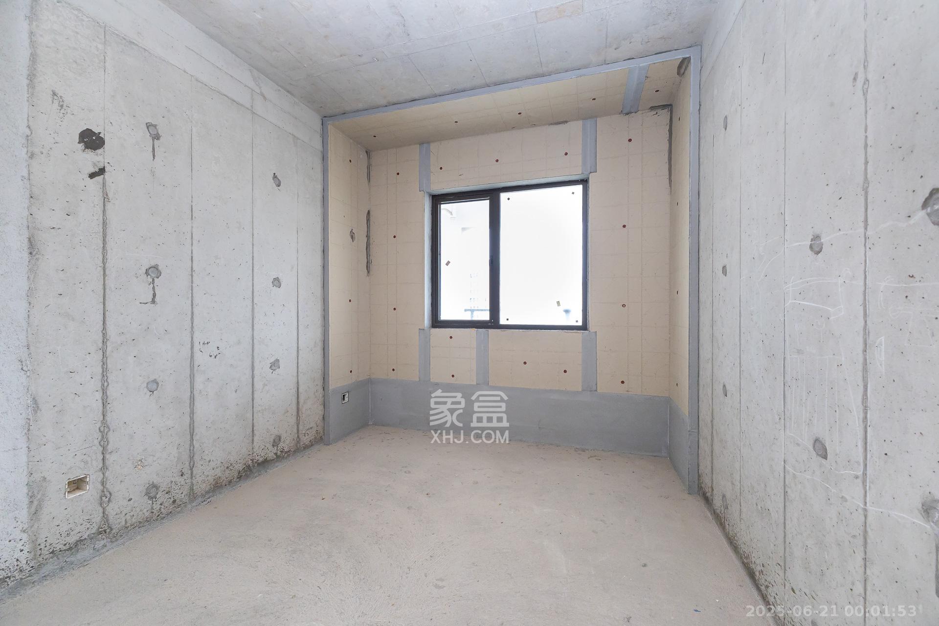 润和湘江天地D区 4室2厅2卫 139.0万 润和湘江天地D区 4室2厅2卫 139.0万卧室