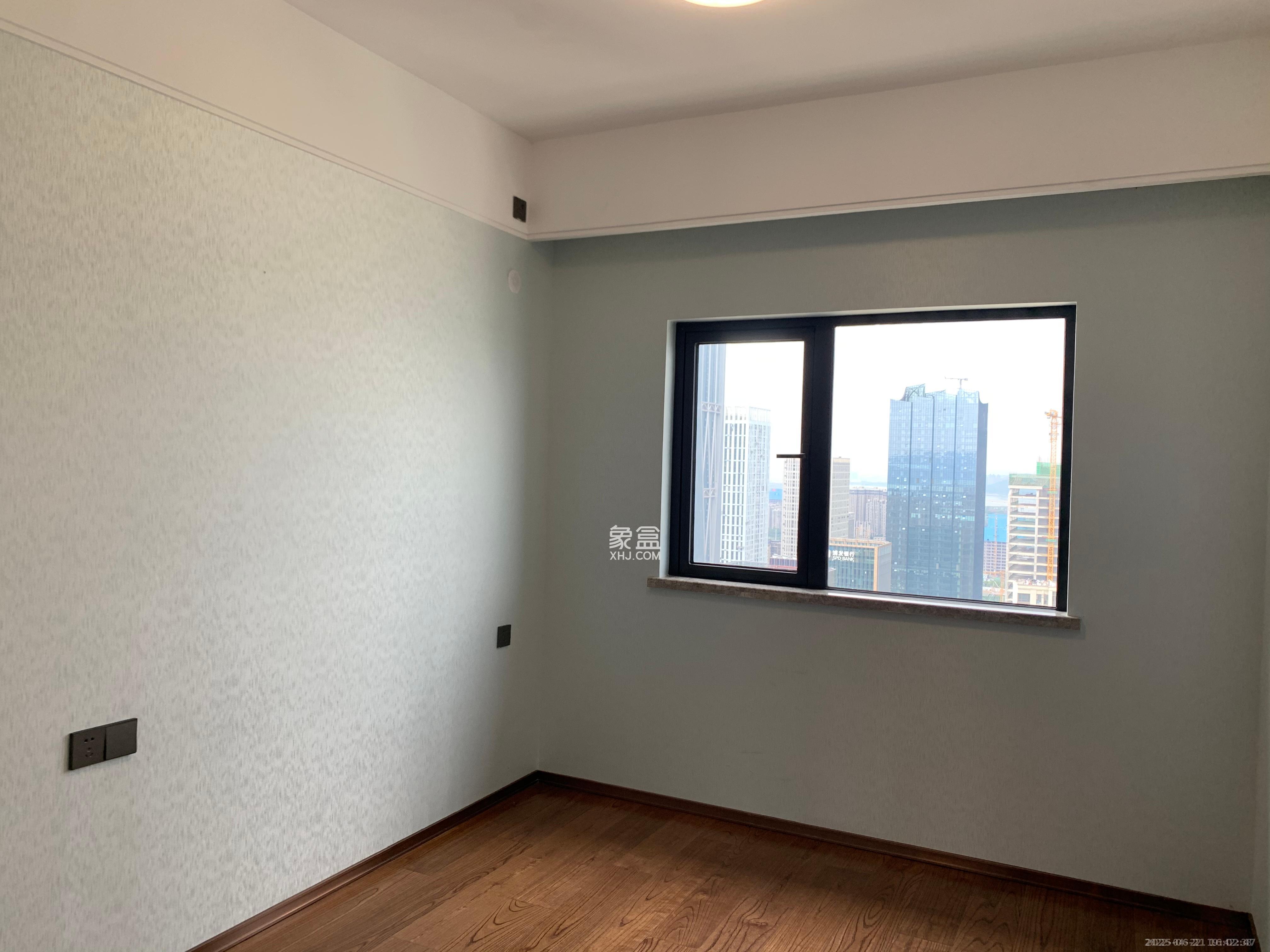 万科里金域滨江 4室2厅2卫 8600.0元/月 万科里金域滨江 4室2厅2卫 8600.0元/月室内图