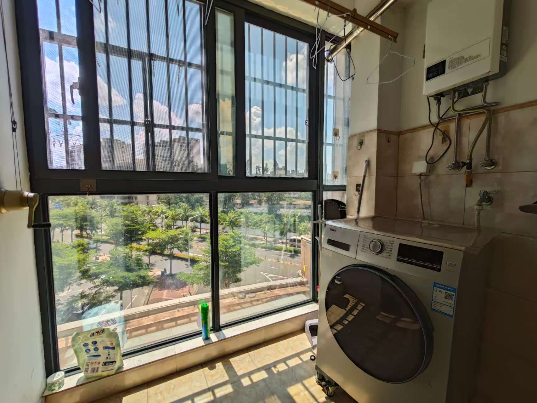 玉鹏大厦  2室1厅2卫   2500.00元/月室内图
