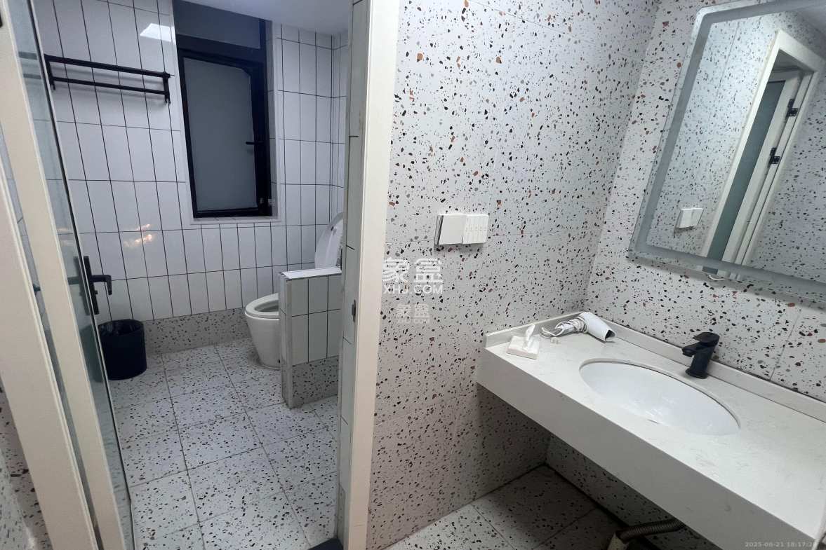 湘域城邦(湘域国际中心) 3室2厅1卫 4500.0元/月 湘域城邦(湘域国际中心) 3室2厅1卫 4500.0元/月室内图