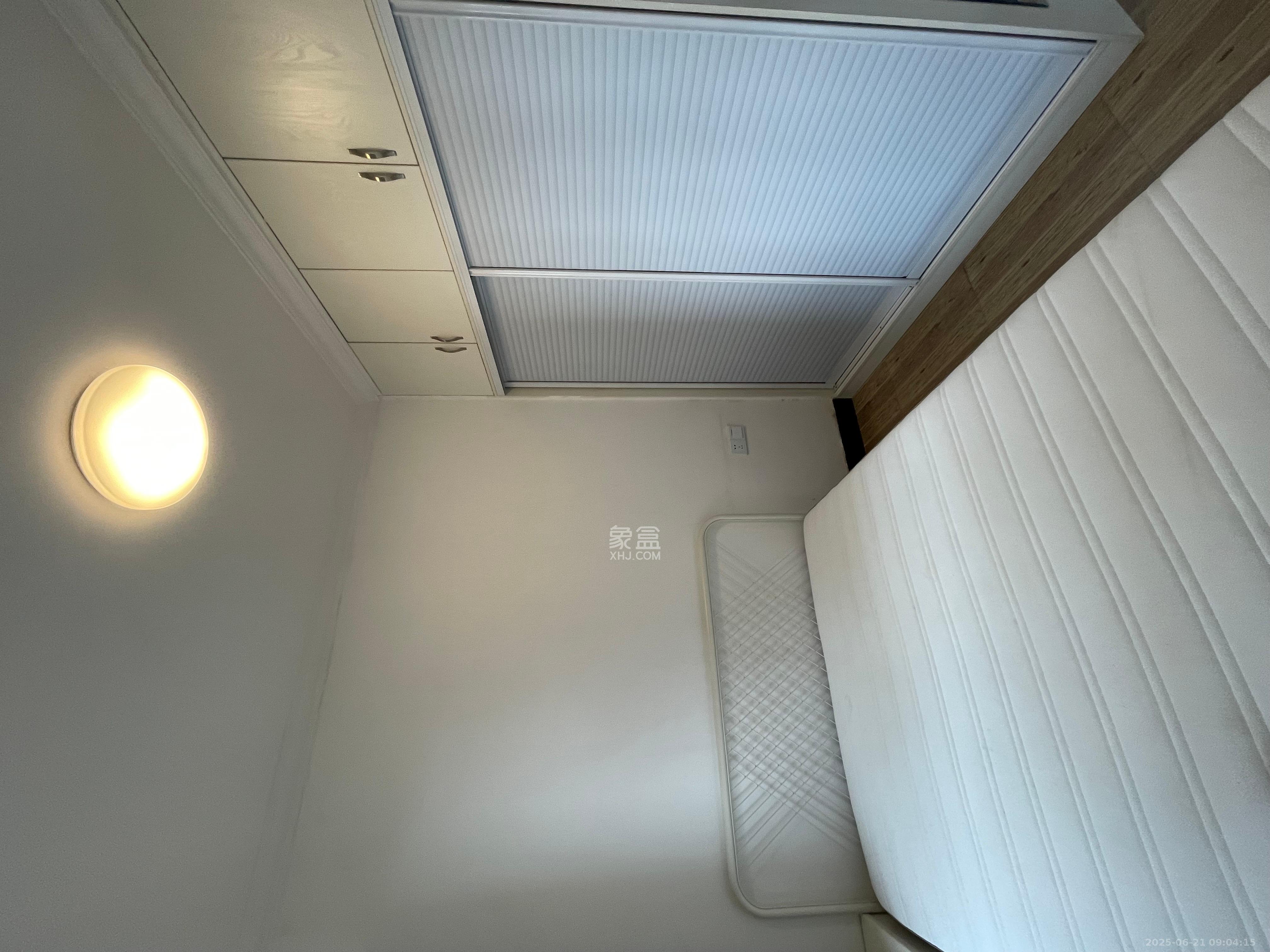 铂宫  1室1厅1卫   2600.00元/月室内图
