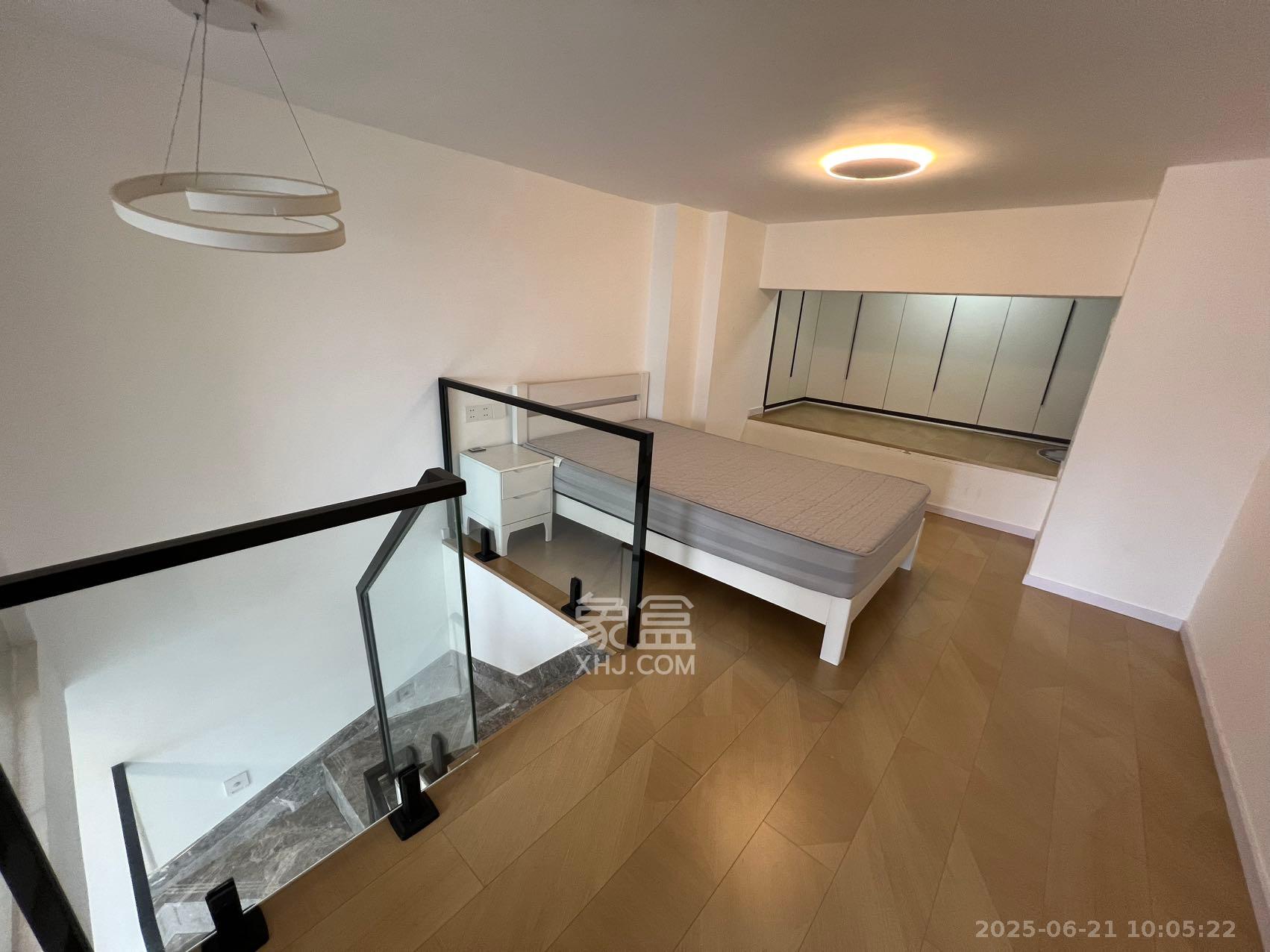 卓越江岸  1室0厅0卫    2700.0元/月 卓越江岸  1室0厅0卫    2700.0元/月室内图