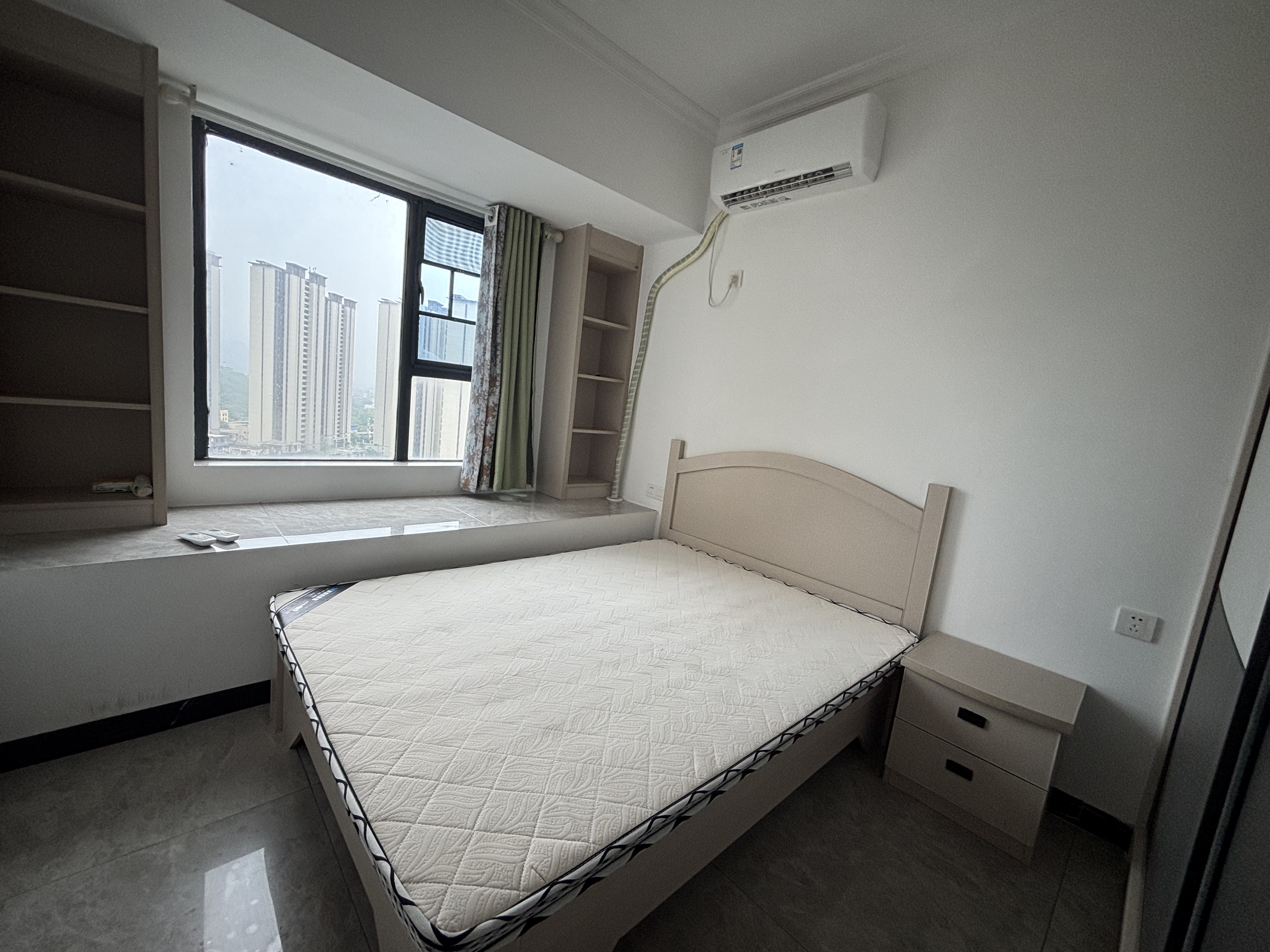 百弘学府城 2室1厅1卫 1200.0元/月 百弘学府城 2室1厅1卫 1200.0元/月室内图