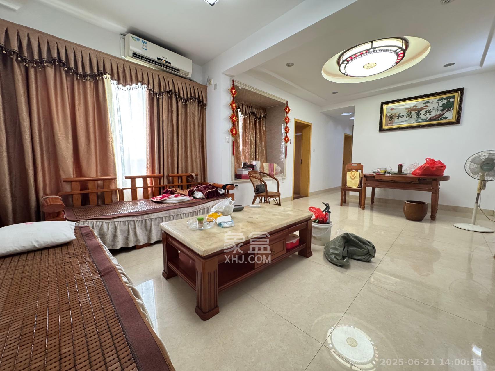 怡海星城 3室1厅2卫 1900.0元/月 怡海星城 3室1厅2卫 1900.0元/月室内图