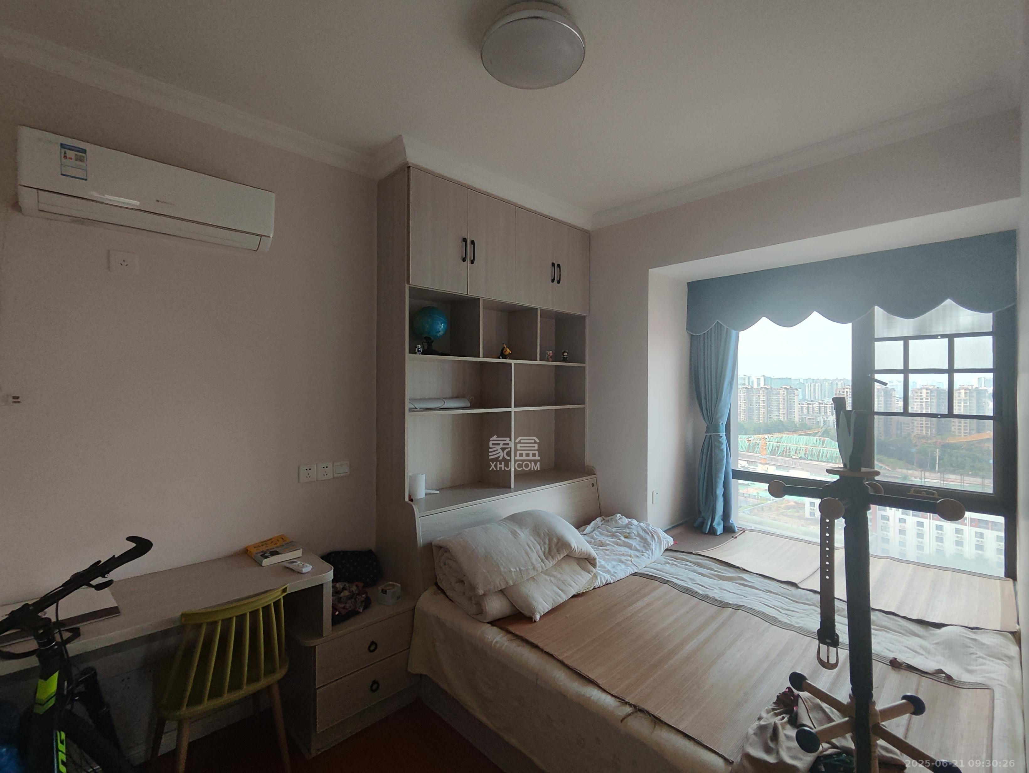 汇金城/嘉华城(二期、三期) 2室2厅1卫 2600.0元/月 汇金城/嘉华城(二期、三期) 2室2厅1卫 2600.0元/月室内图