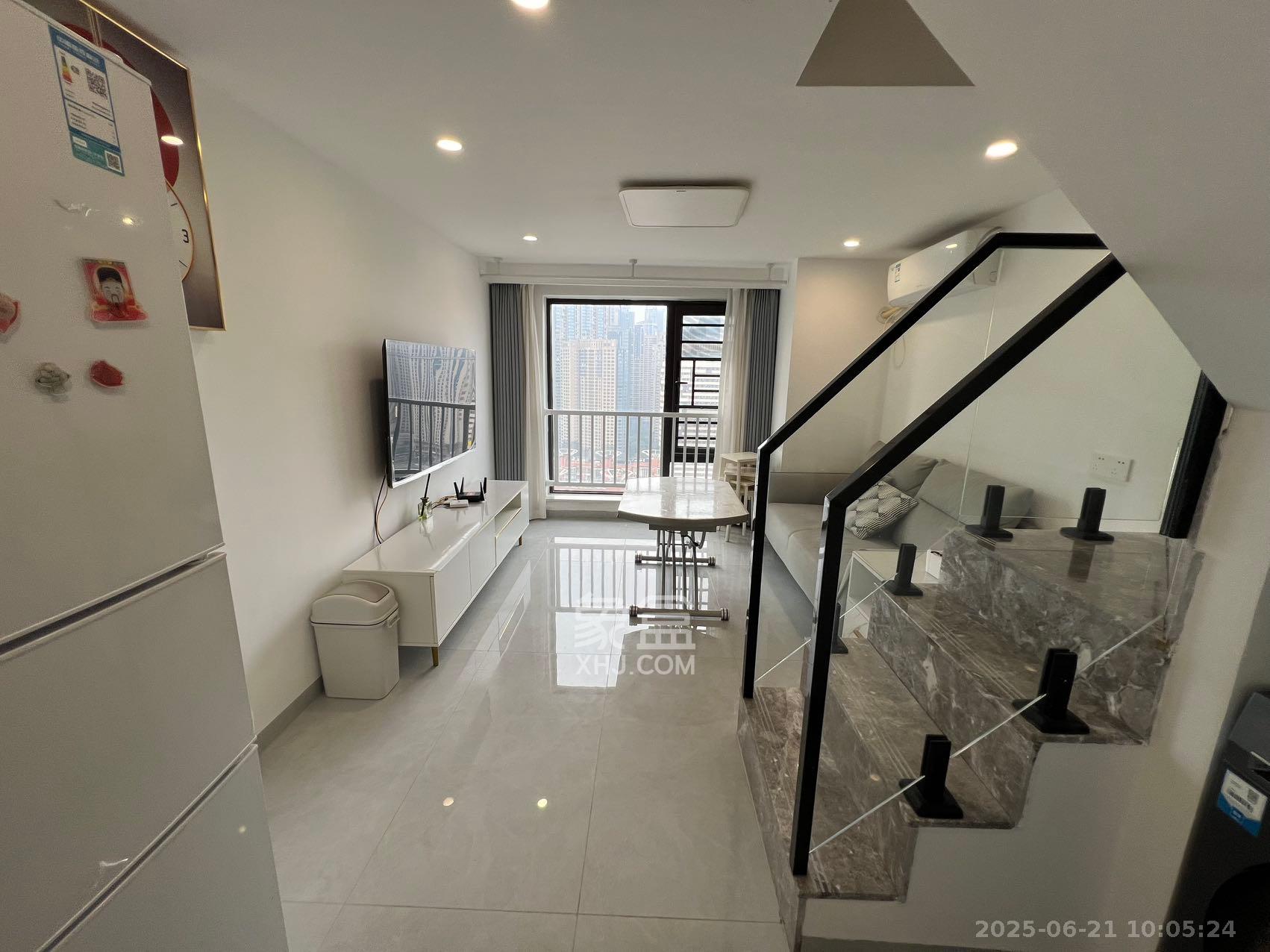 卓越江岸  1室0厅0卫    2700.0元/月 卓越江岸  1室0厅0卫    2700.0元/月室内图