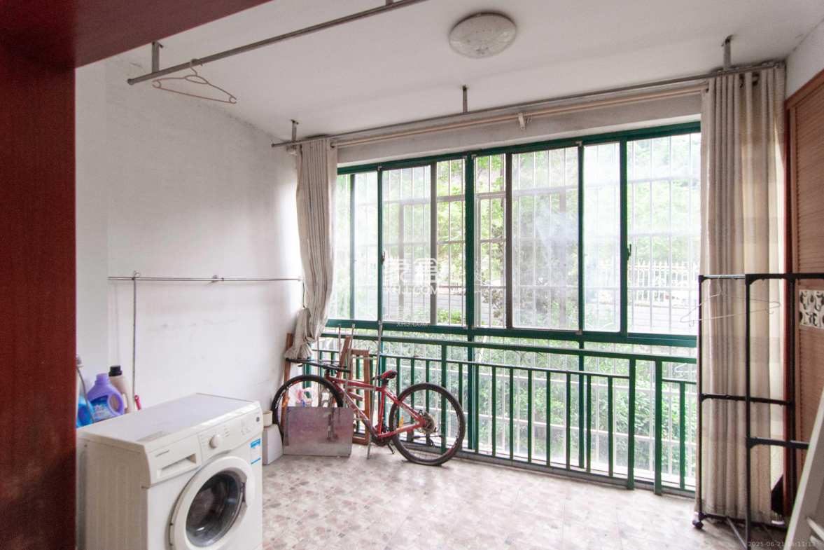 望兴景园一期 3室2厅1卫 86.0万 望兴景园一期 3室2厅1卫 86.0万其他