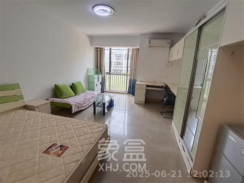 阳光100二期 1室1厅1卫 1150.0元/月 阳光100二期 1室1厅1卫 1150.0元/月室内图