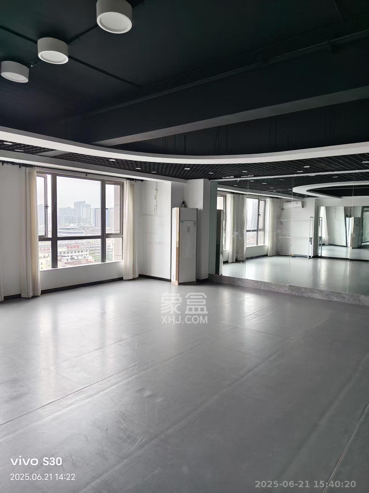 湘域相遇 1室0厅0卫 4200.0元/月 湘域相遇 1室0厅0卫 4200.0元/月室内图