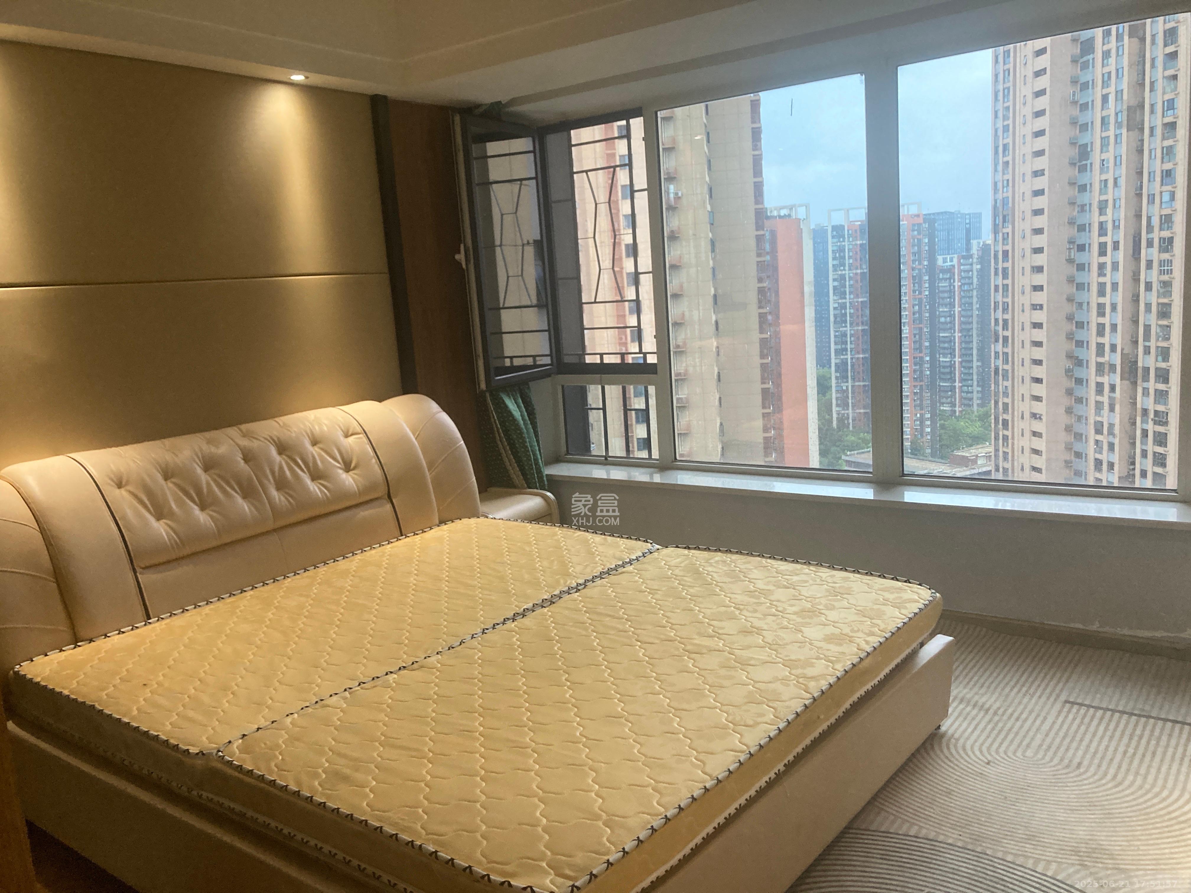 北辰三角洲E3区  4室2厅2卫   4100.00元/月室内图