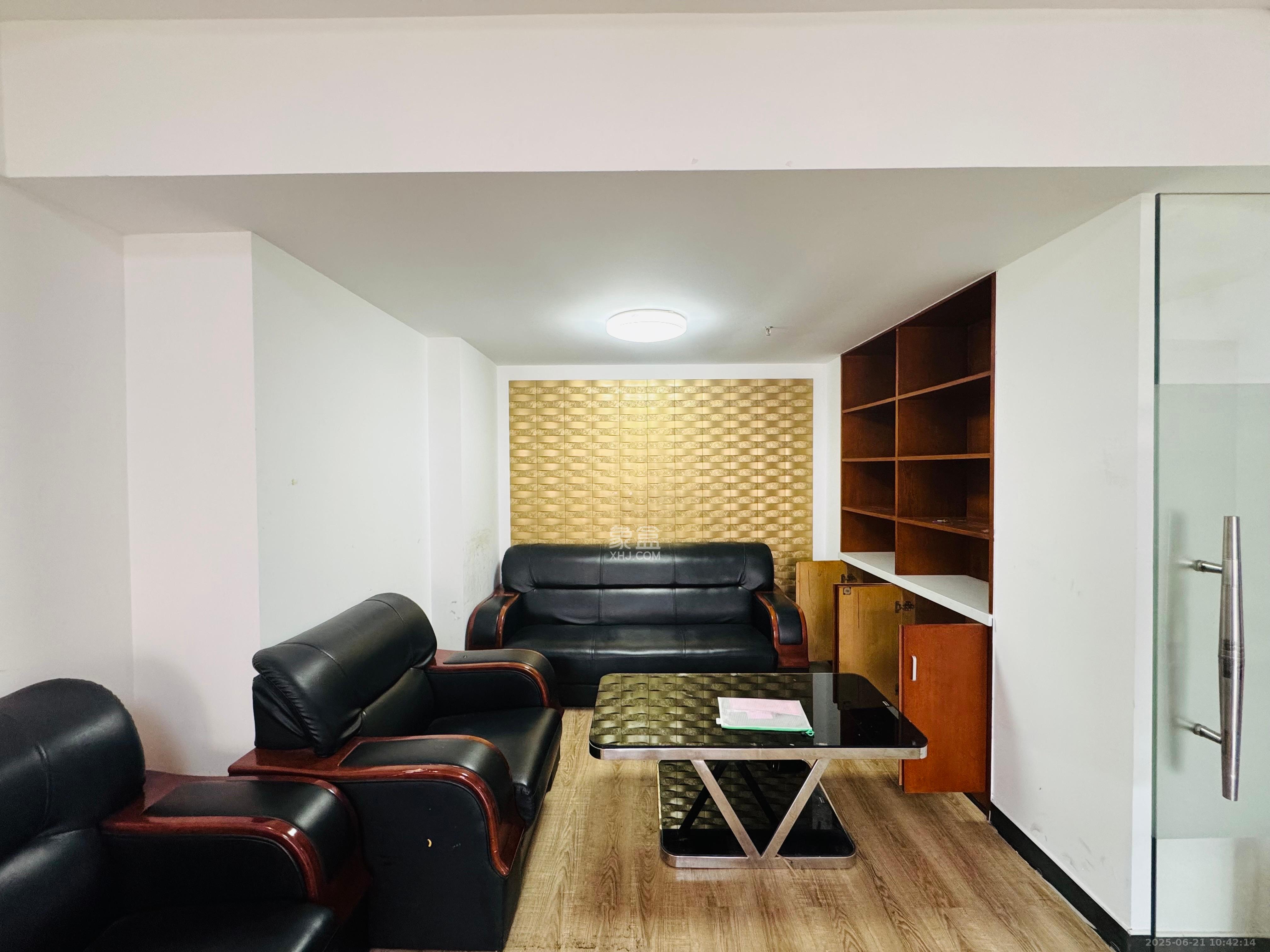 乾城（兴旺乾城）   160.0㎡      5000.0元/月