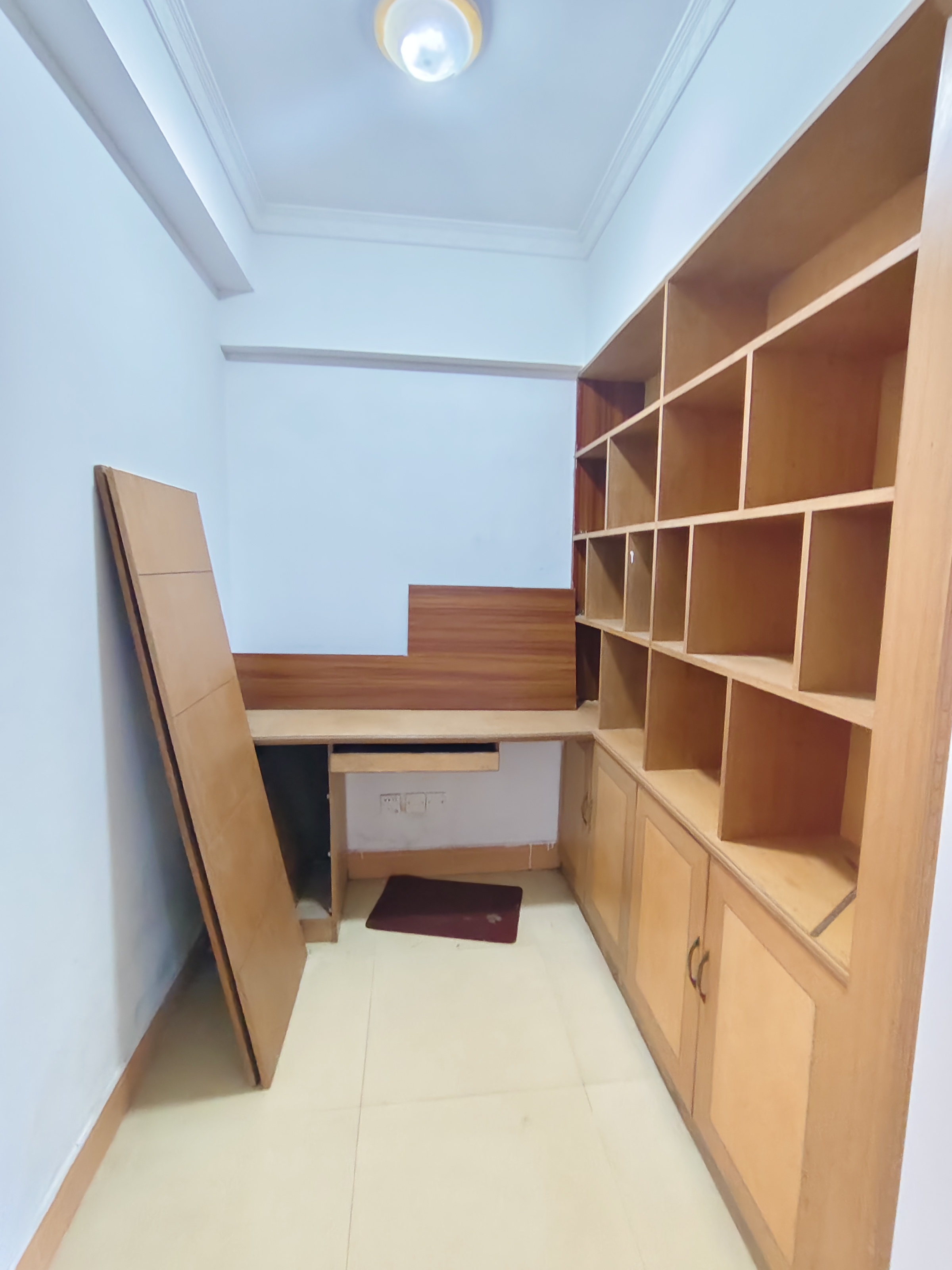 京江花园  3室2厅2卫   2000.00元/月室内图