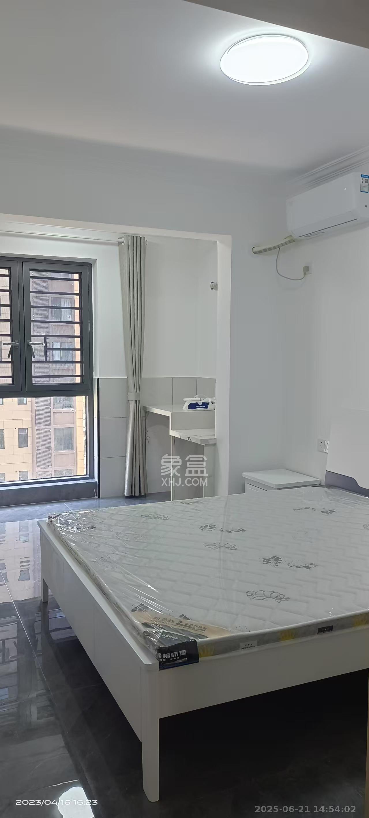 大汉汉府一期  3室2厅2卫   2100.00元/月室内图
