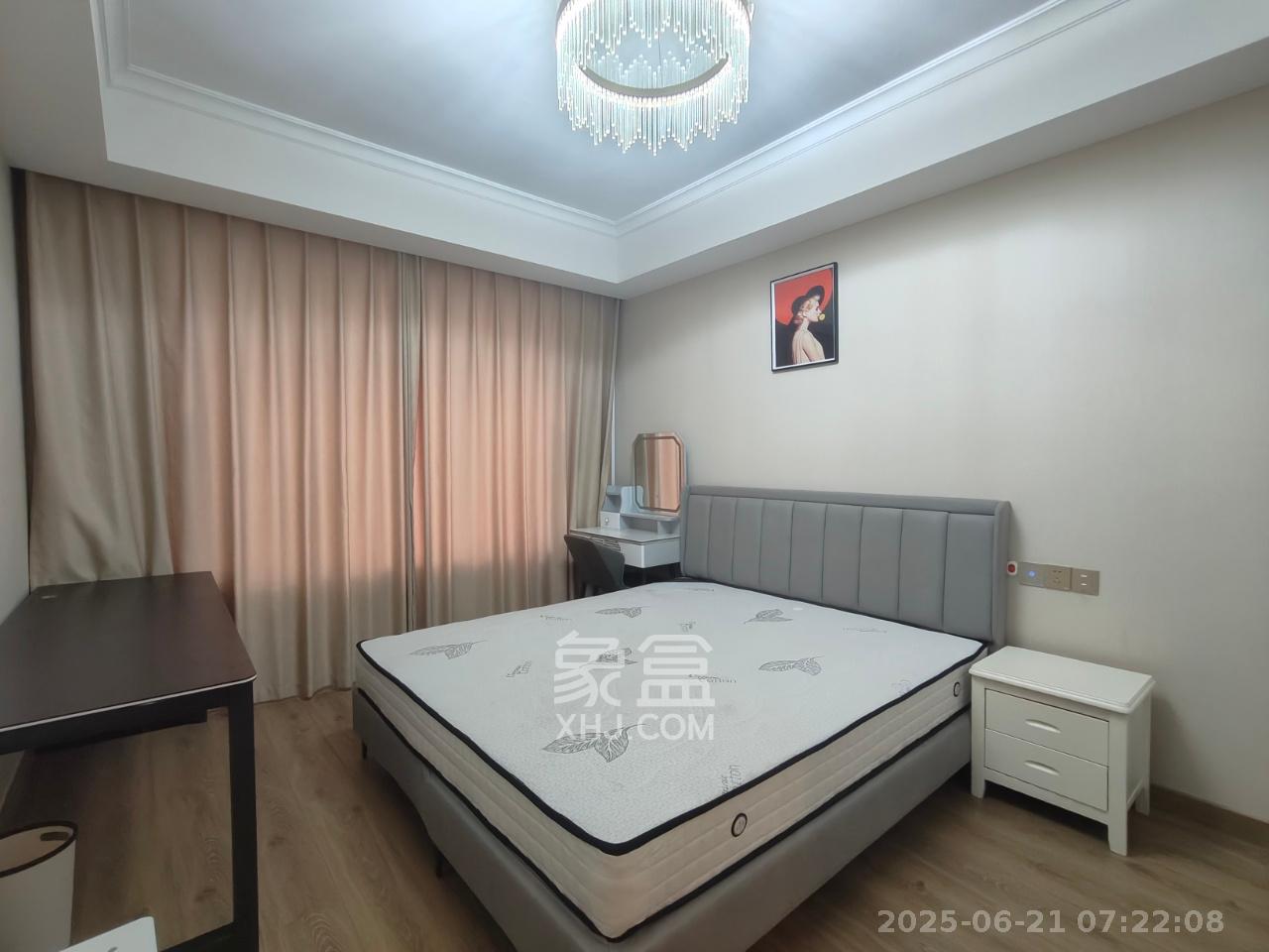 梦想新天地  5室2厅2卫   3200.00元/月室内图