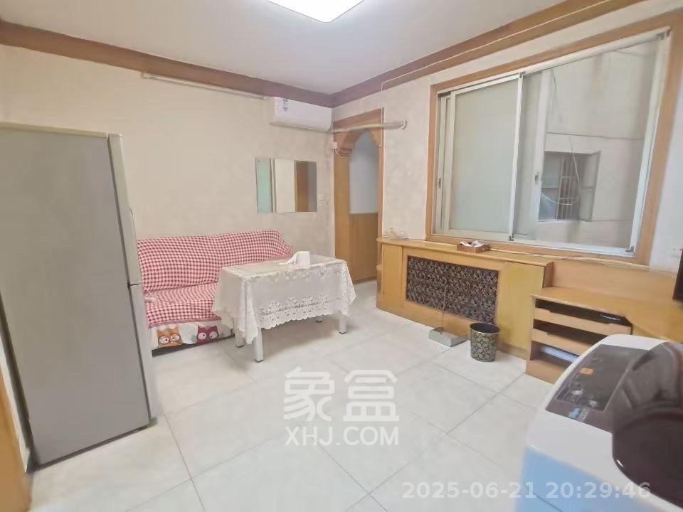 省政府五所  2室1厅1卫   2800.00元/月室内图