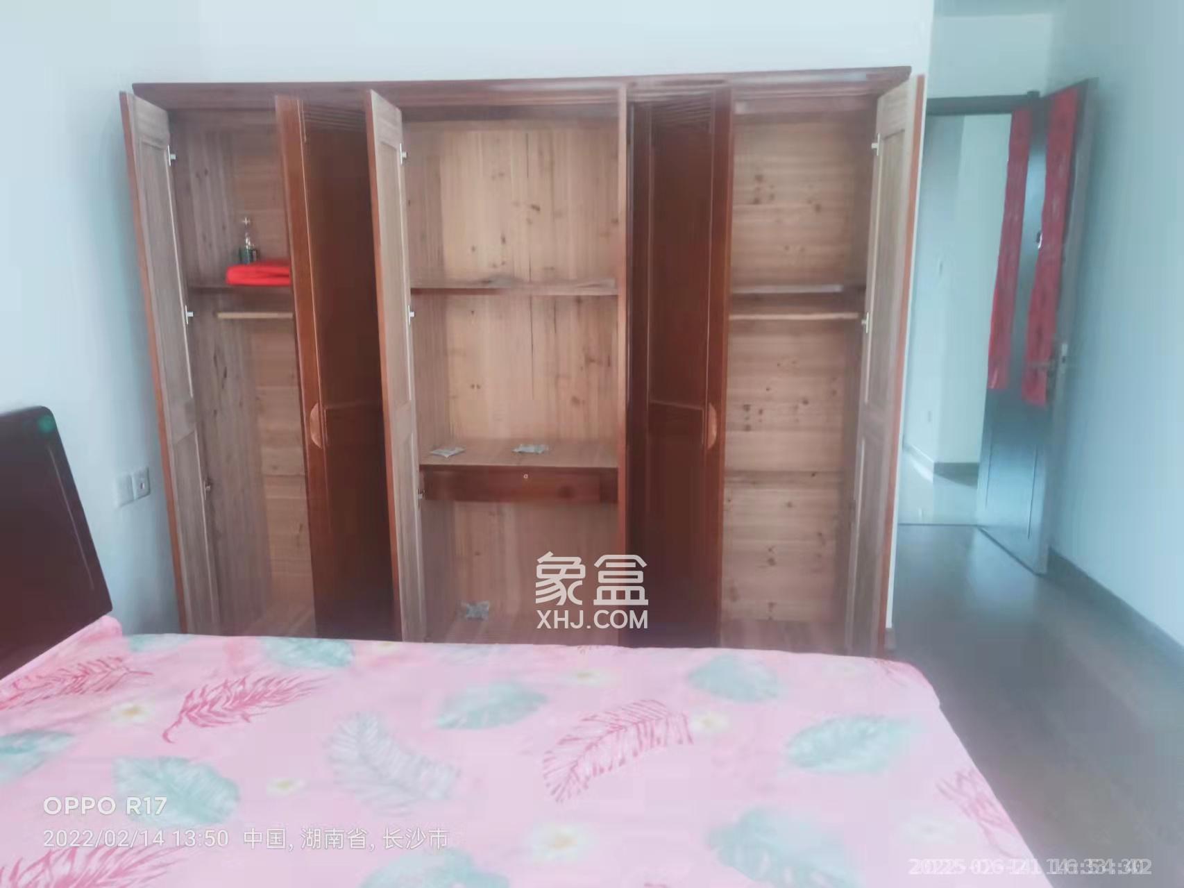 龙湖铂金中心(龙湖春江郦城)  3室2厅2卫    4300.0元/月 龙湖铂金中心(龙湖春江郦城)  3室2厅2卫    4300.0元/月室内图