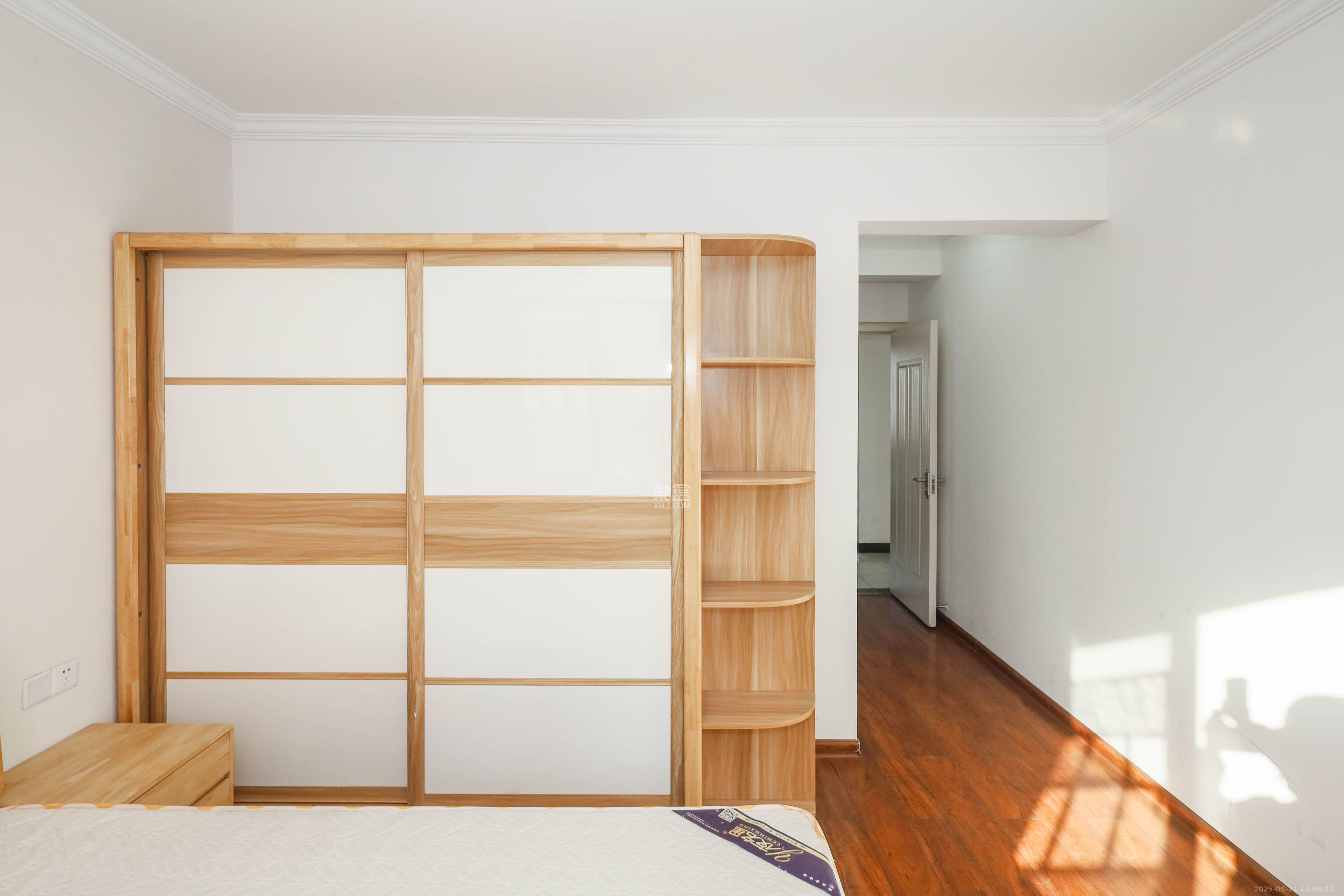 中国铁建梅溪青秀二期  4室2厅2卫    3200.0元/月室内图