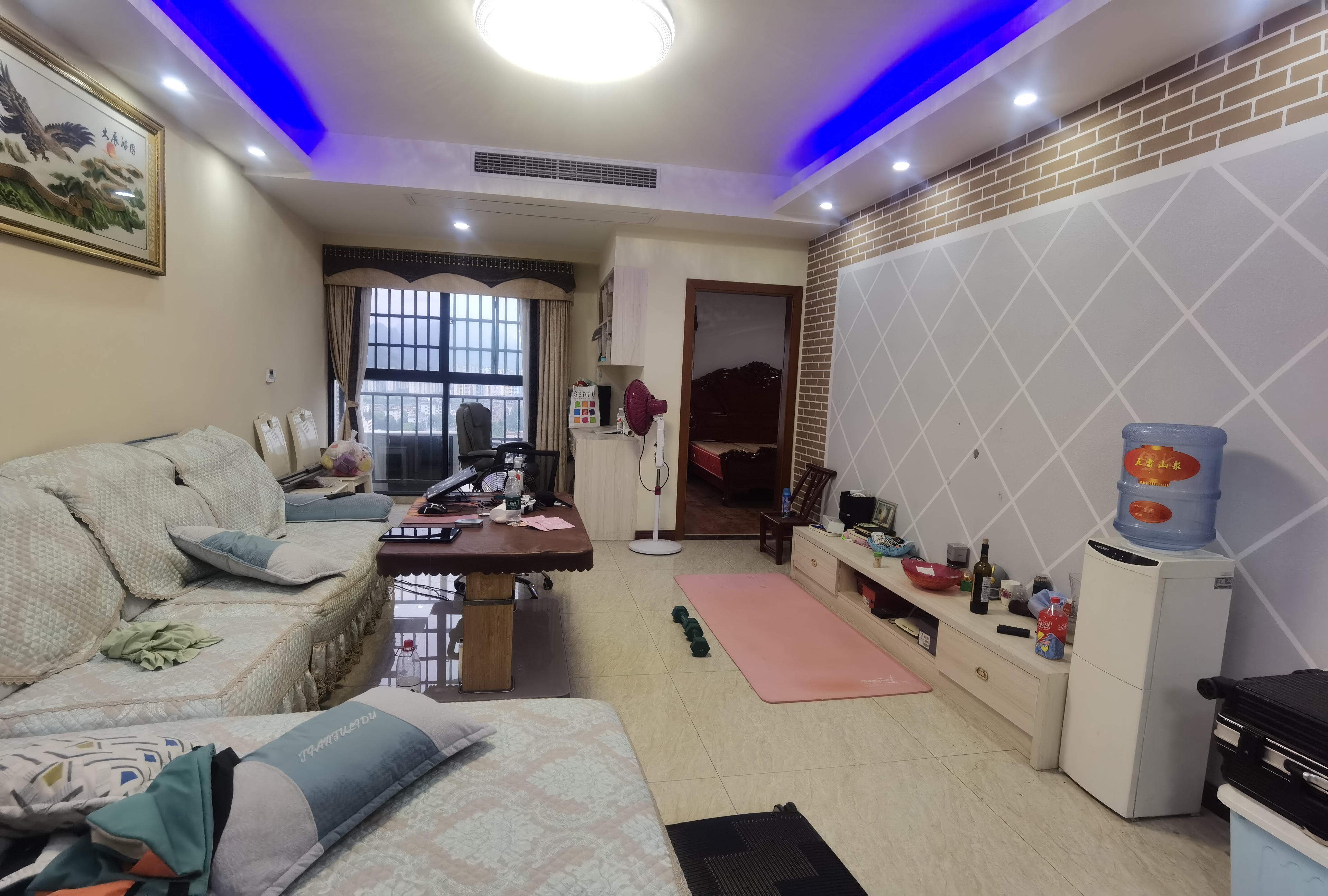 玉恒龙岸小区  3室2厅2卫    71.8万