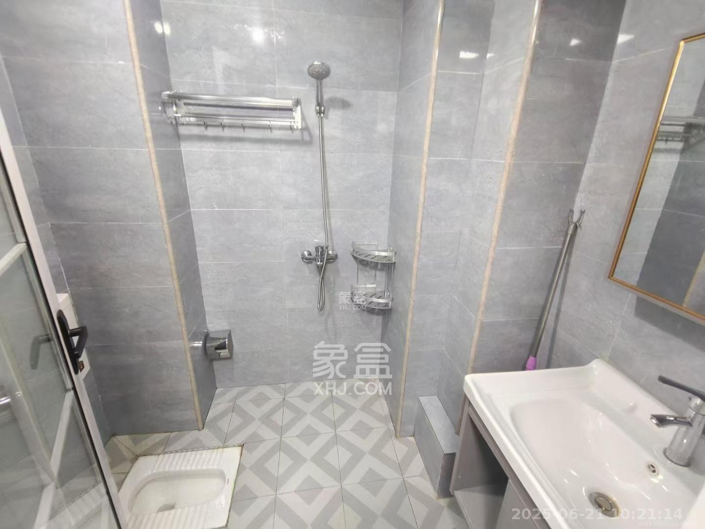 佳兆业云顶梅溪湖(佳兆业梅溪荟)  1室1厅1卫    1700.0元/月 佳兆业云顶梅溪湖(佳兆业梅溪荟)  1室1厅1卫    1700.0元/月室内图