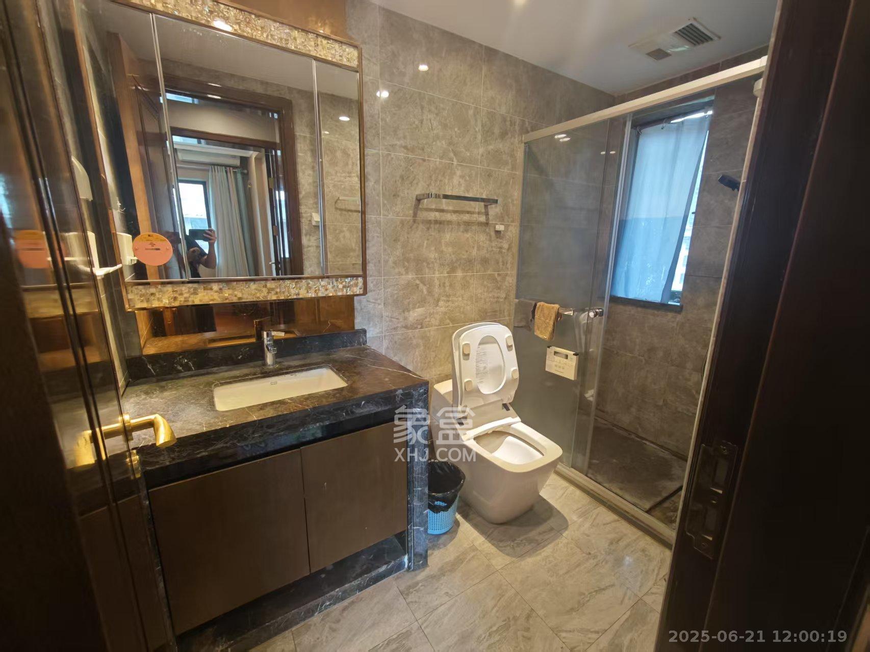 恒大御景天下城一期  3室2厅1卫    2900.0元/月 恒大御景天下城一期  3室2厅1卫    2900.0元/月室内图